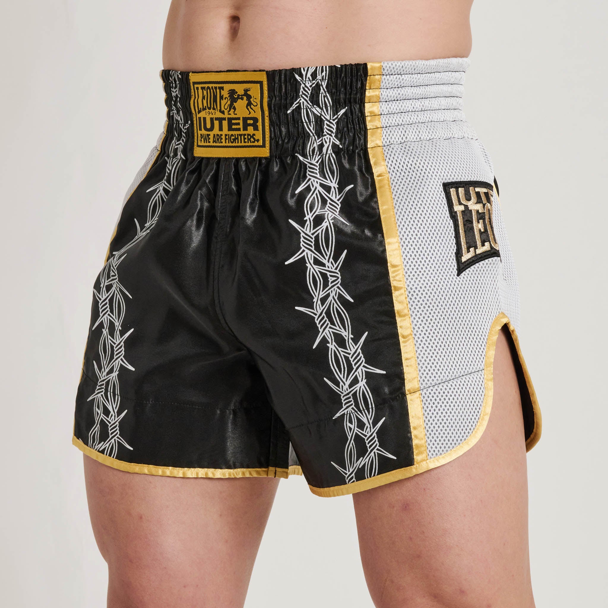 KICK THAI SHORTS BARBEDWIRED (IUTER)