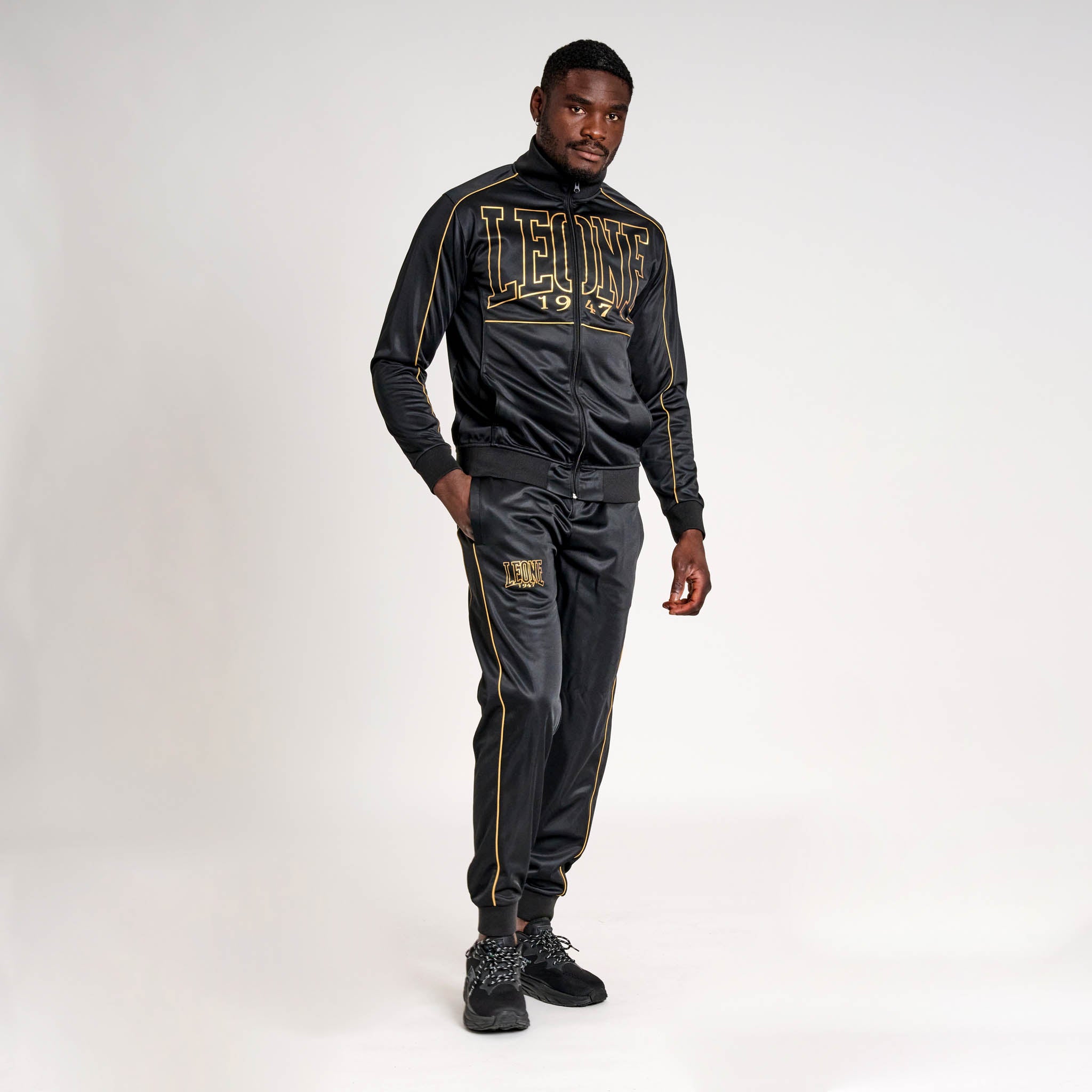 PREMIUM TRACKSUIT
