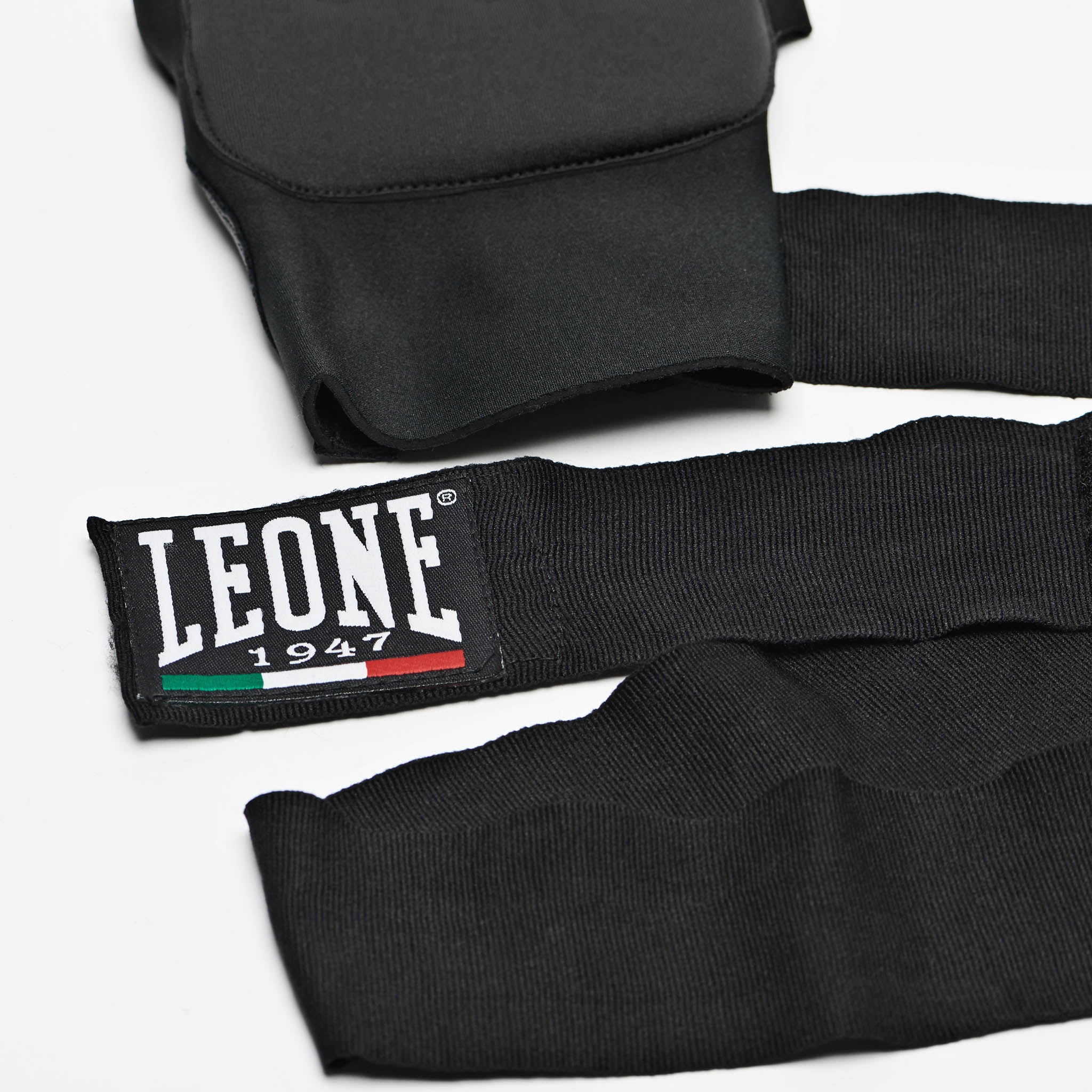 UNDERGLOVES