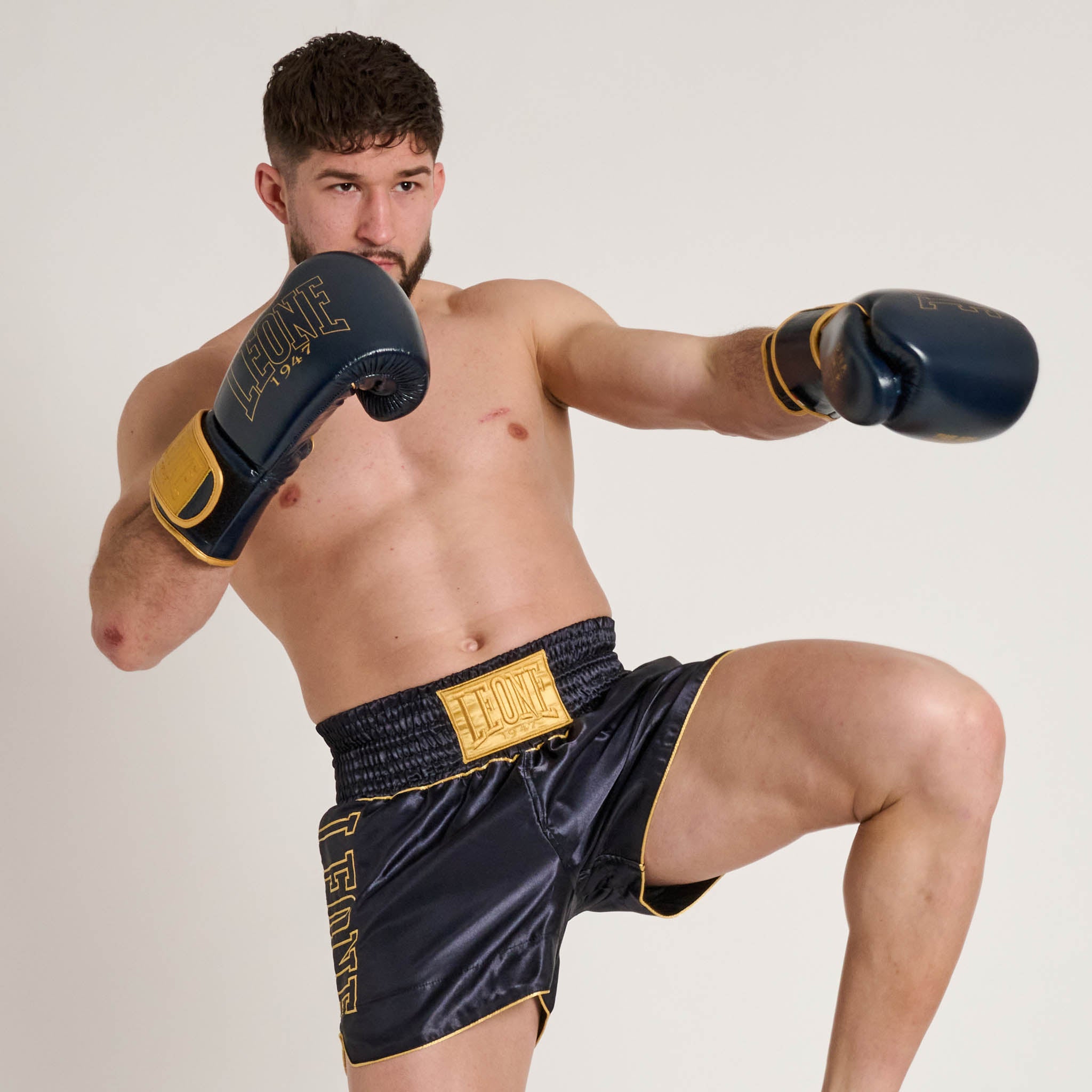DNA PREMIUM KICK/THAI SHORTS