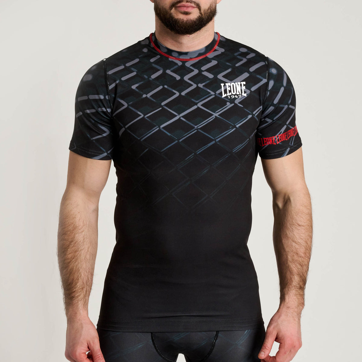 MMA CAGE MEN’S SHORT SLEEVE RASHGUARD