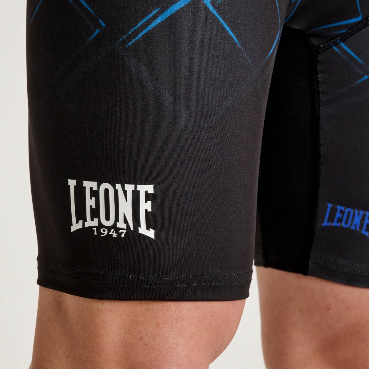 MEN’S COMPRESSION SHORTS MMA CAGE