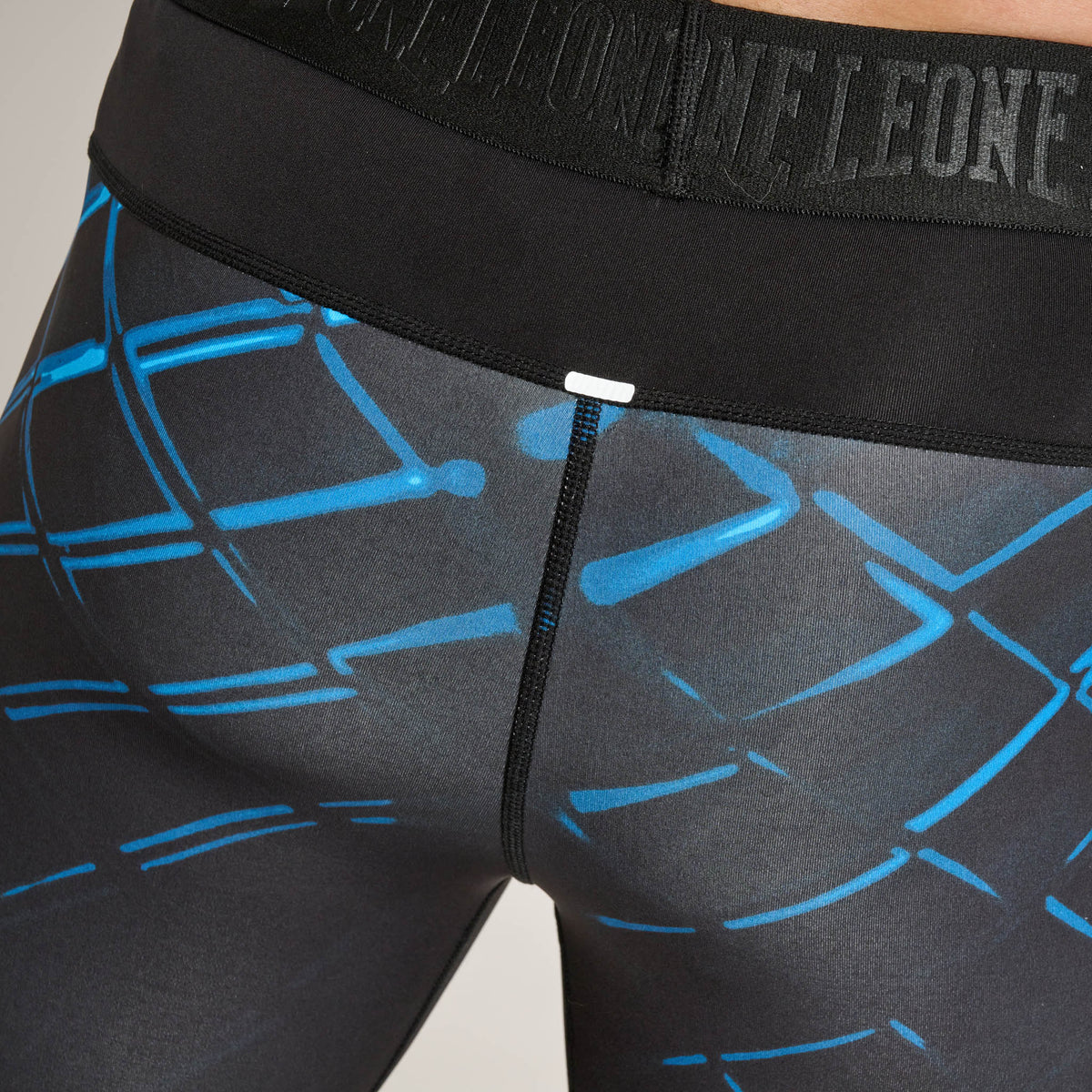 MEN’S COMPRESSION SHORTS MMA CAGE