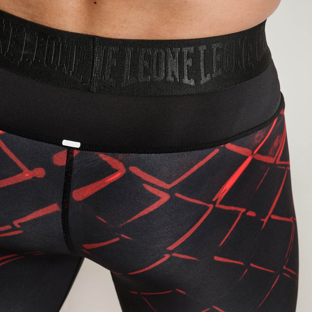 MEN’S COMPRESSION SHORTS MMA CAGE