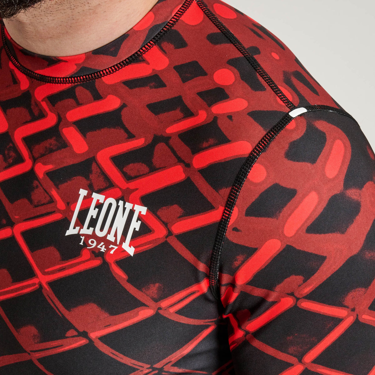 MMA CAGE MEN’S LONG SLEEVE RASHGUARD