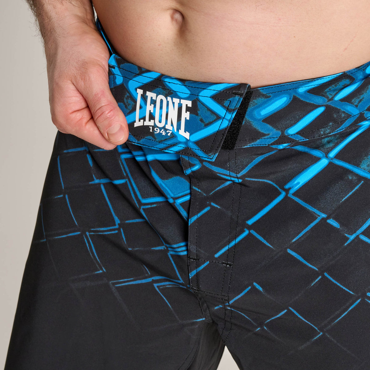 MEN’S SHORTS MMA CAGE