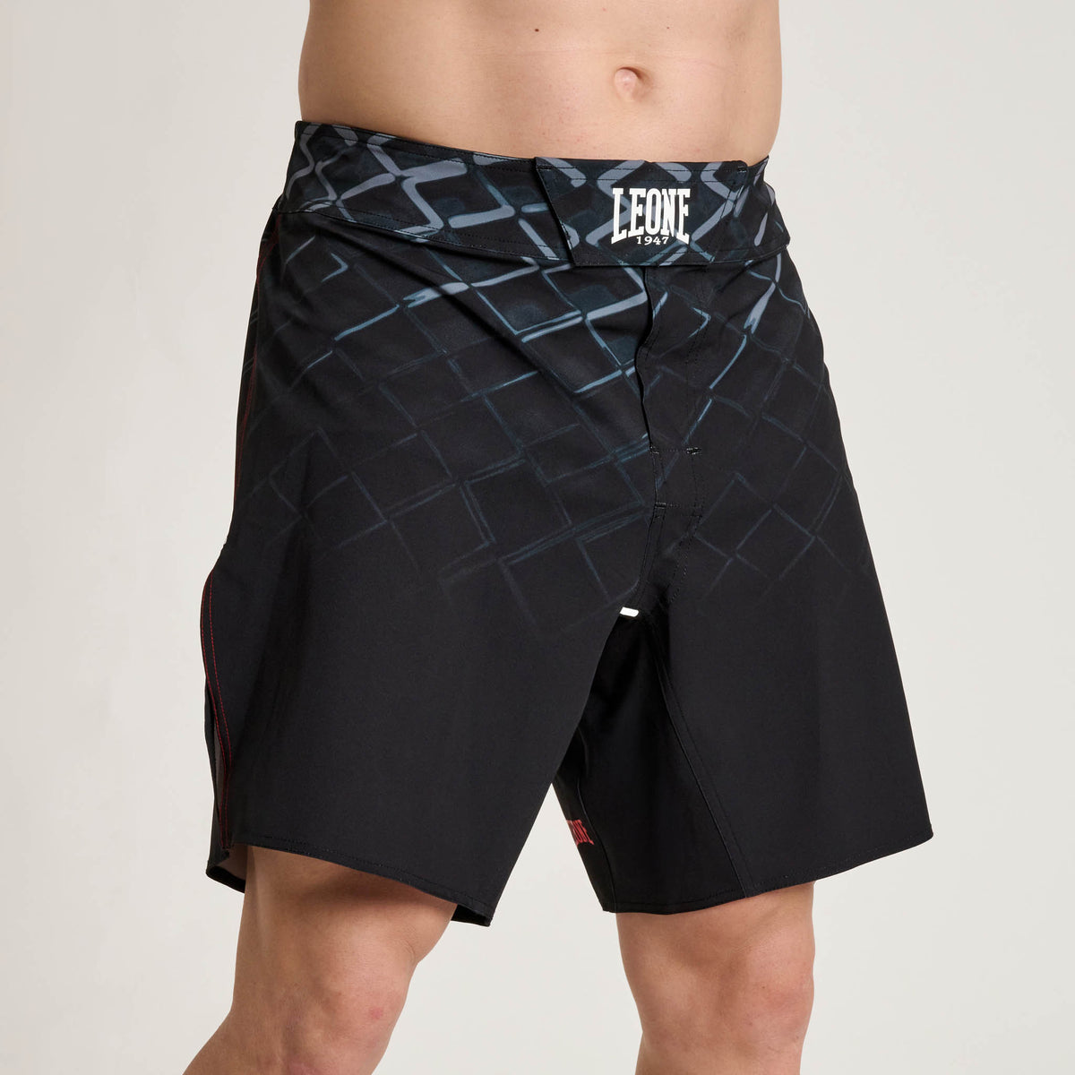 MEN’S SHORTS MMA CAGE