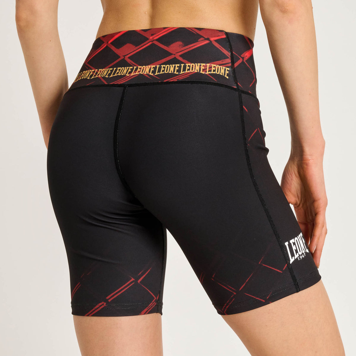 MMA CAGE WOMEN’S COMPRESSION SHORTS