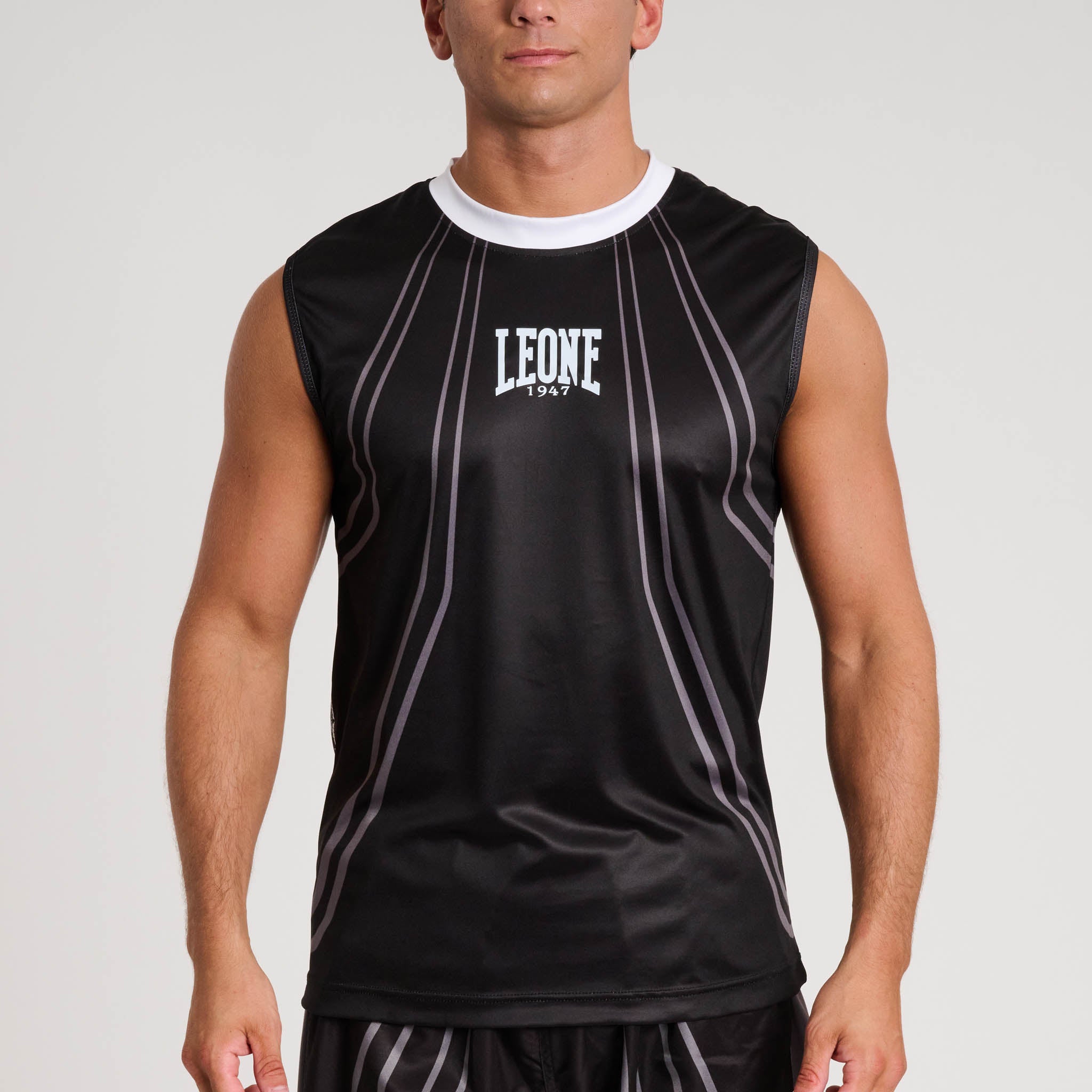 WAKO SLEEVELESS T-SHIRT