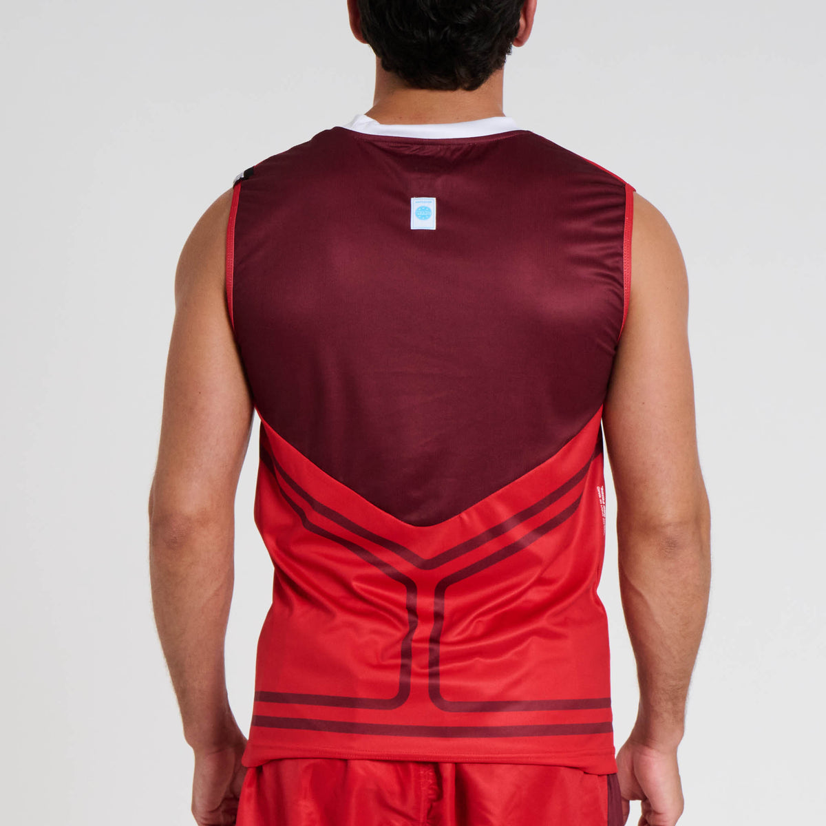 WAKO SLEEVELESS T-SHIRT