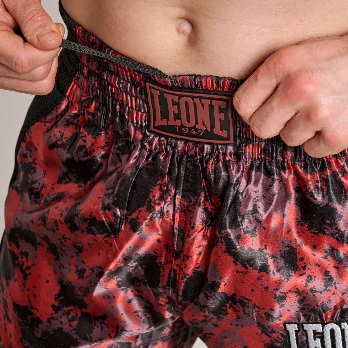 URBAN FIGHTER KICK/THAI SHORTS