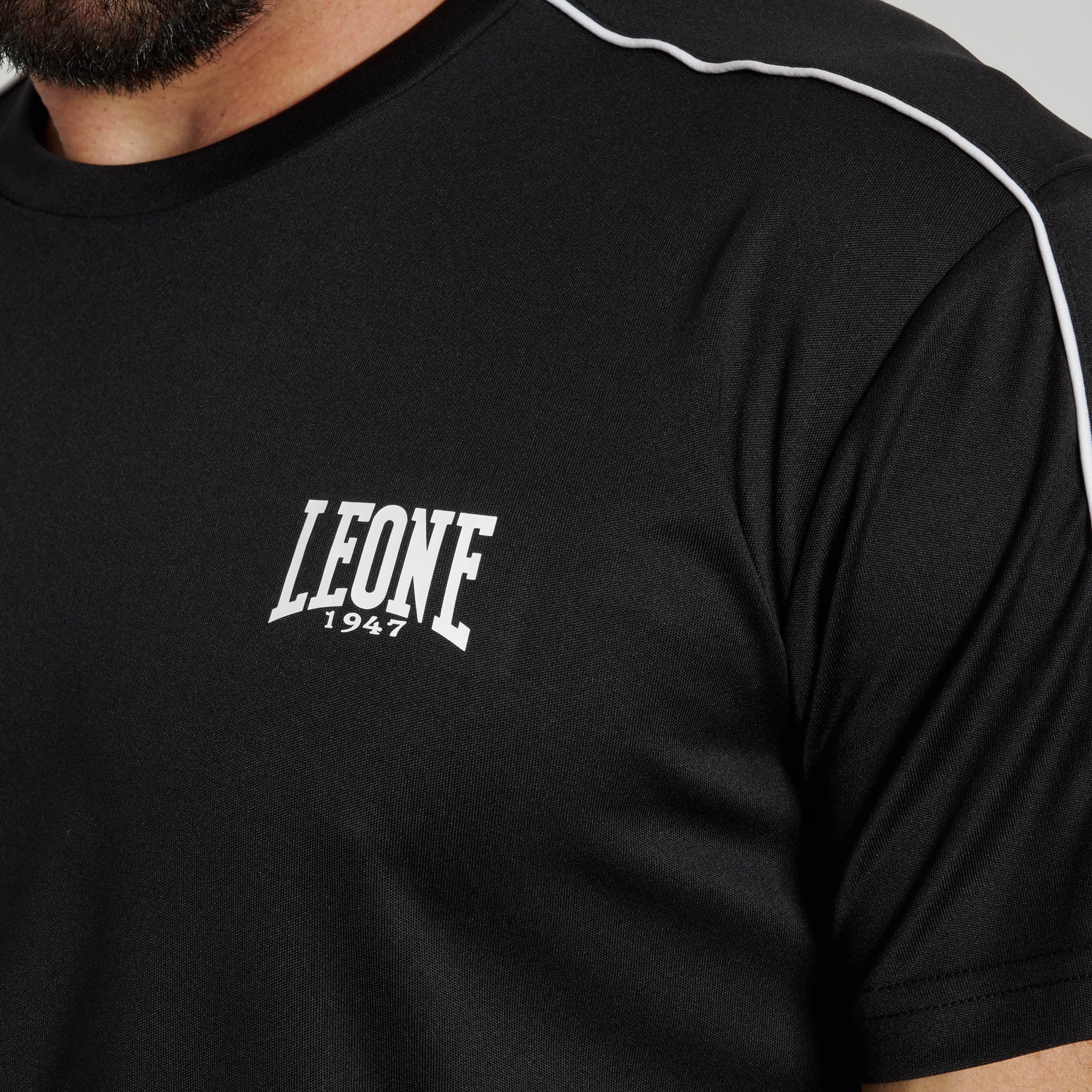 CLASSIC T-SHIRT