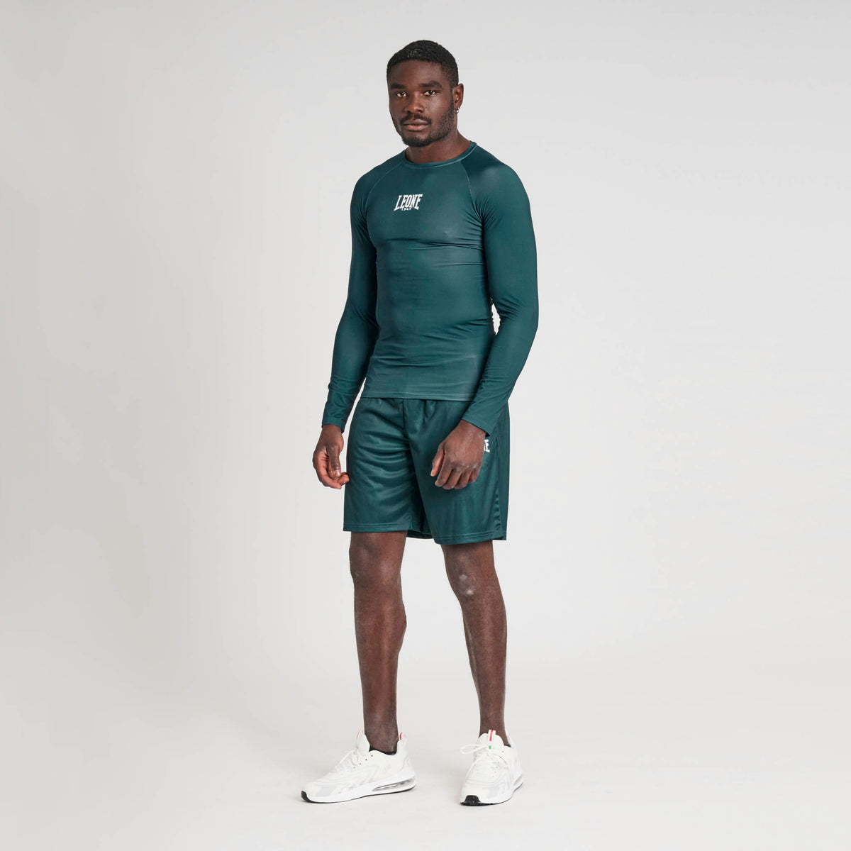 LOGO LONG SLEEVE RASHGUARD