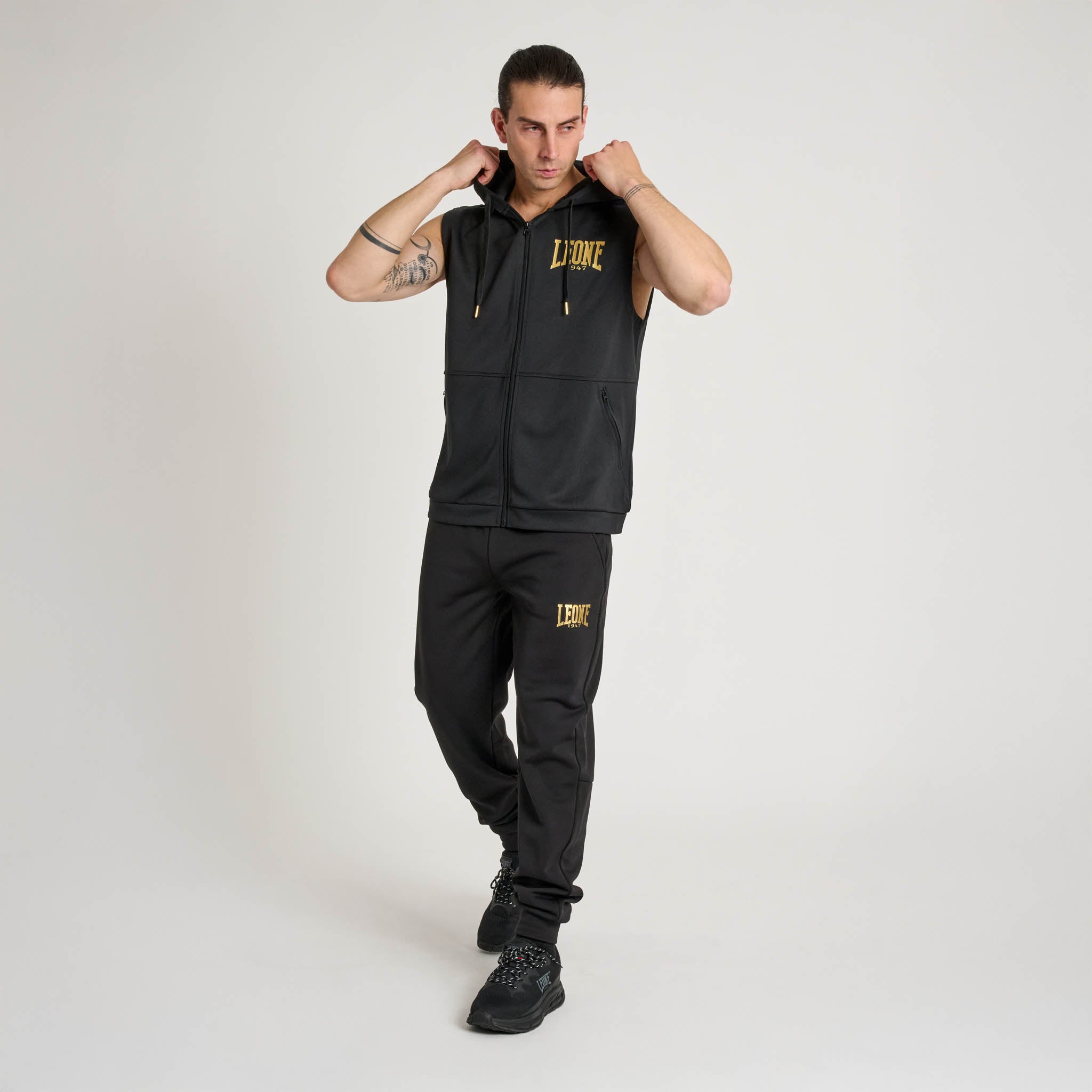DNA HOODED SLEEVELESS SWEATSHIRT