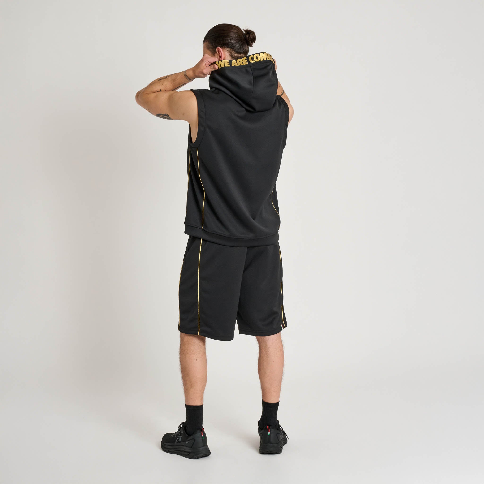 DNA HOODED SLEEVELESS SWEATSHIRT