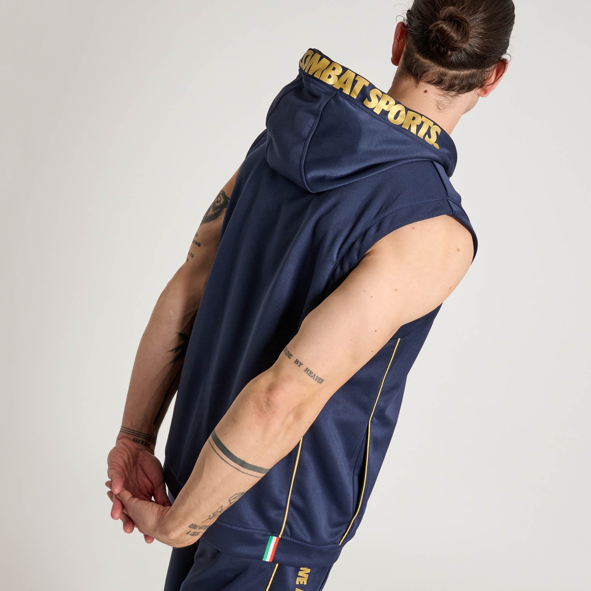 DNA HOODED SLEEVELESS SWEATSHIRT