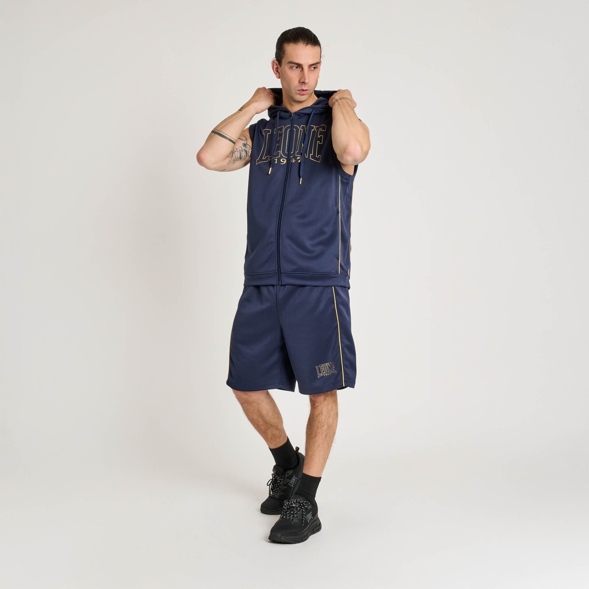 DNA HOODED SLEEVELESS SWEATSHIRT