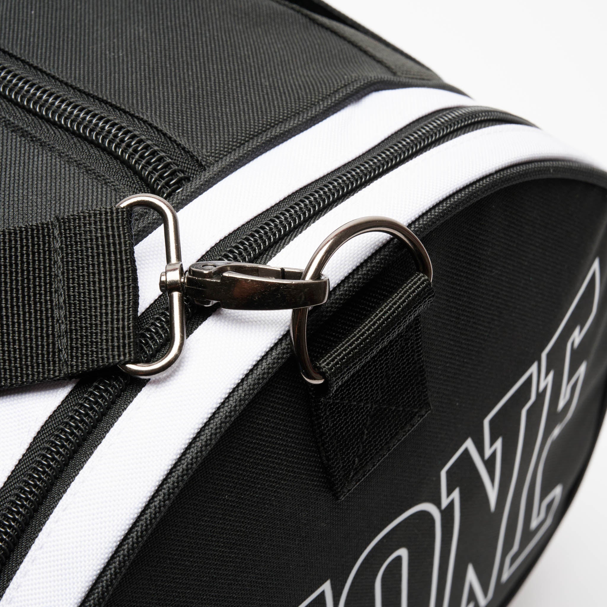 ICONIC DUFFEL BAG