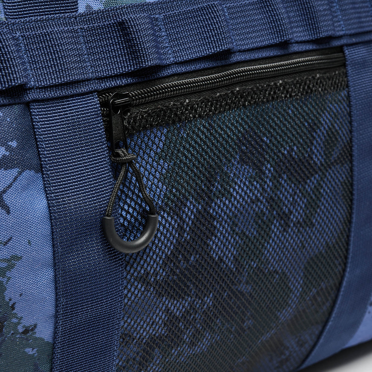 URBAN FIGHTER DUFFEL BAG