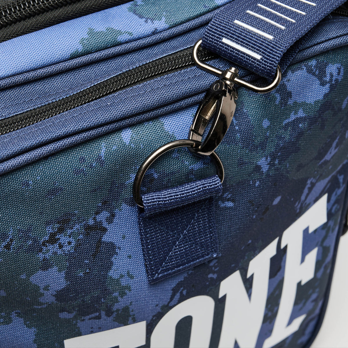 URBAN FIGHTER DUFFEL BAG