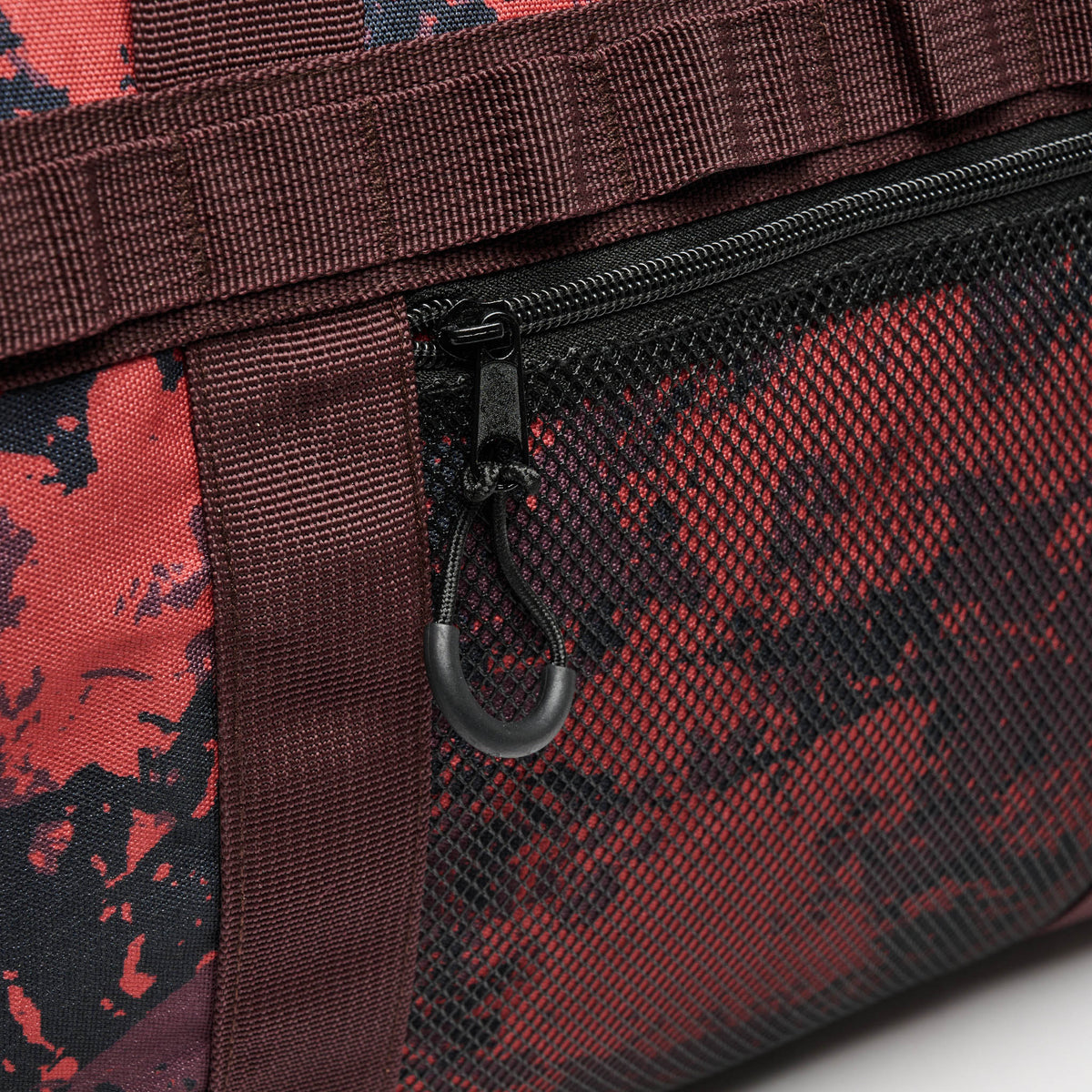 URBAN FIGHTER DUFFEL BAG