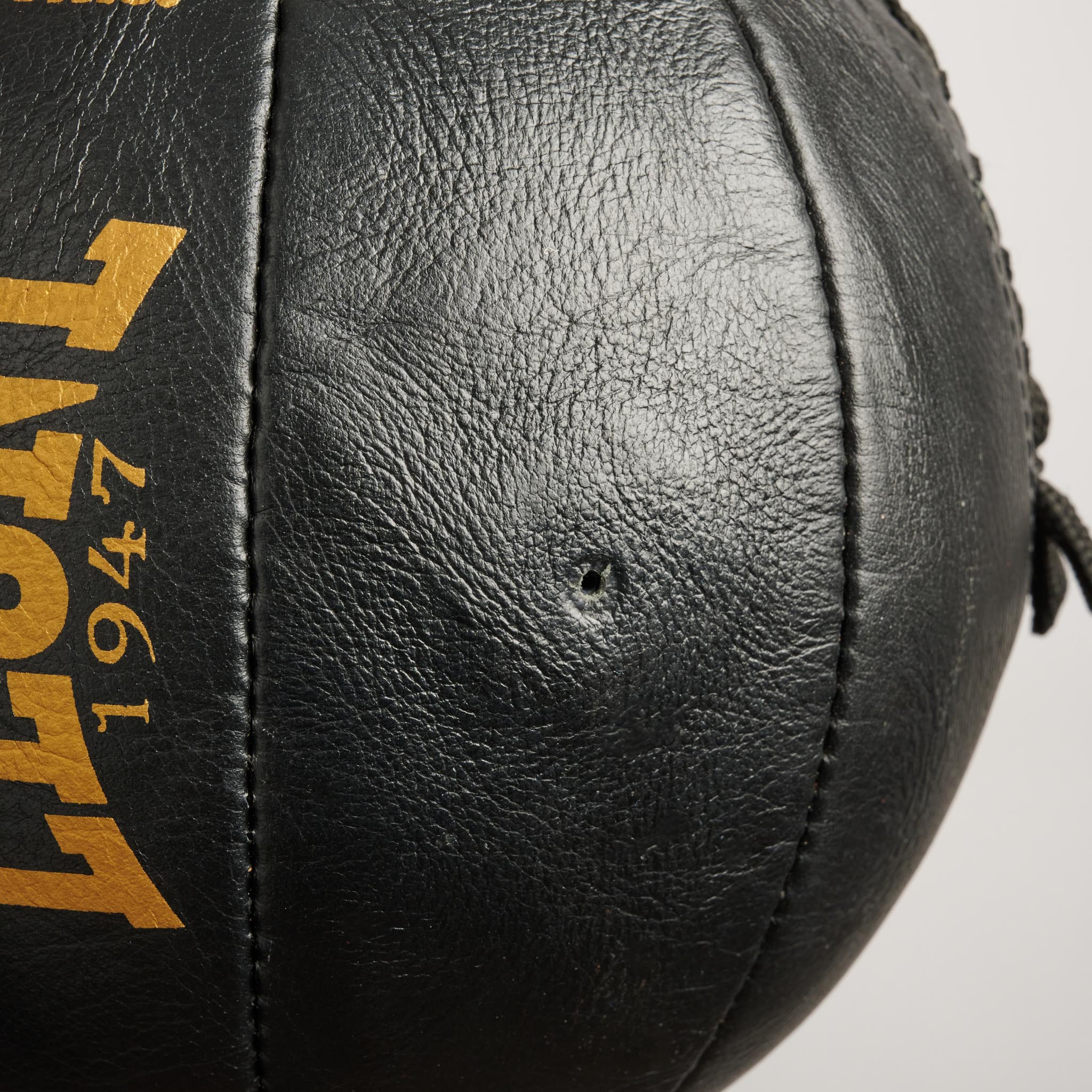 PALLA TESA CON TIRANTI