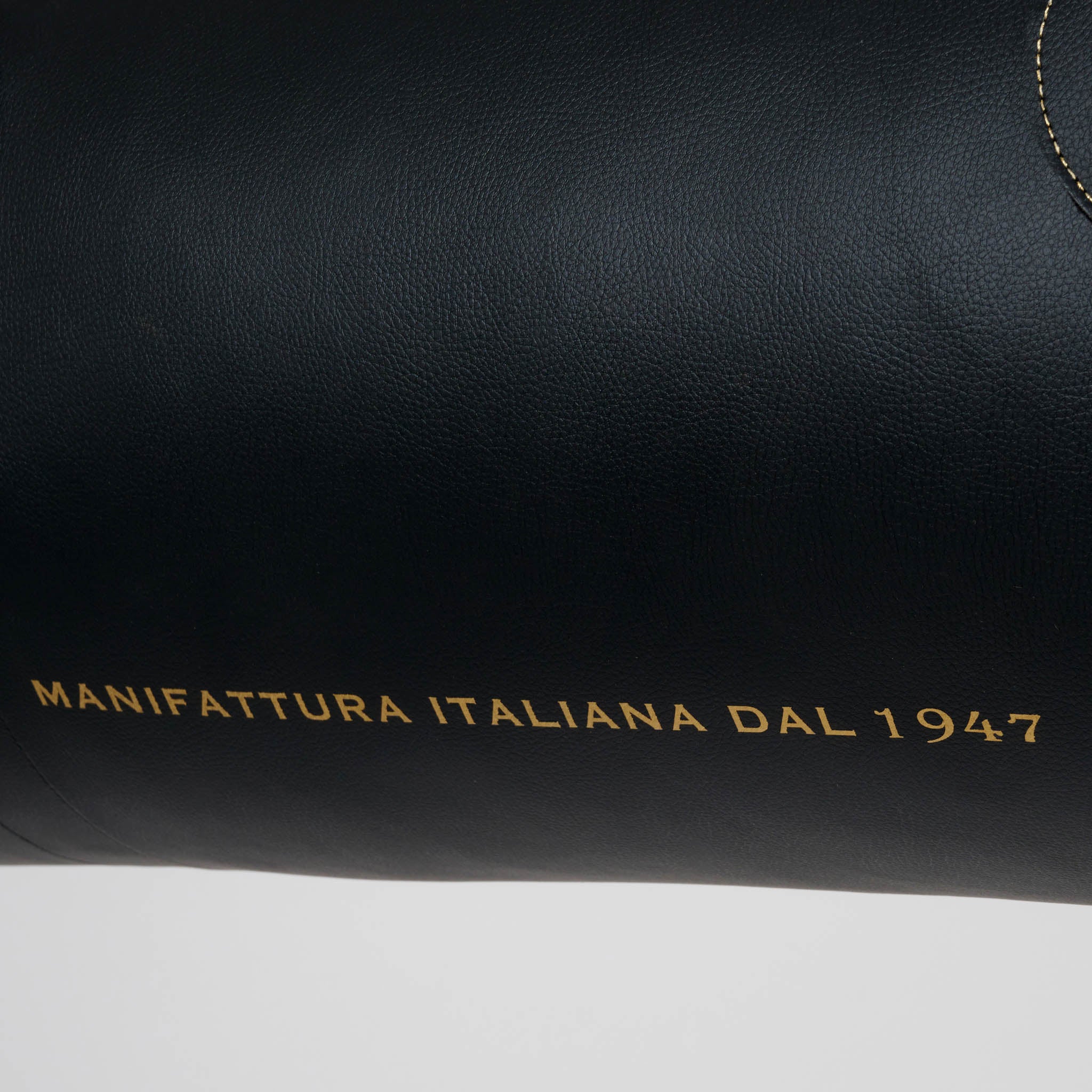 VULCANO VINTAGE UPPERCUT BAG