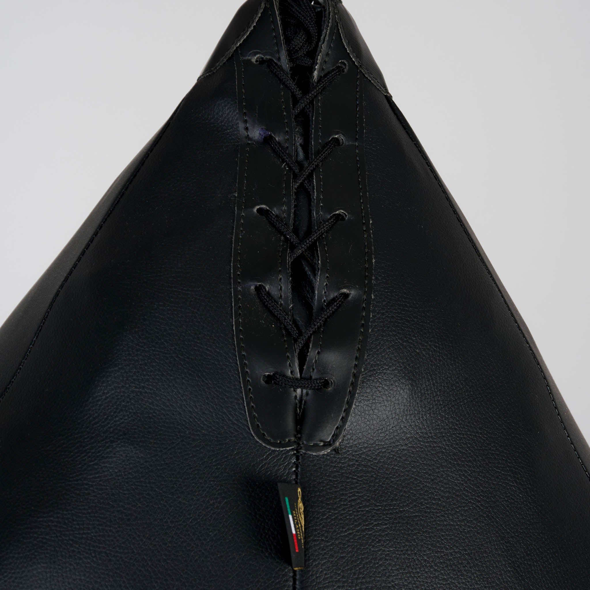 MERCURIO VINTAGE PUNCHING BAG