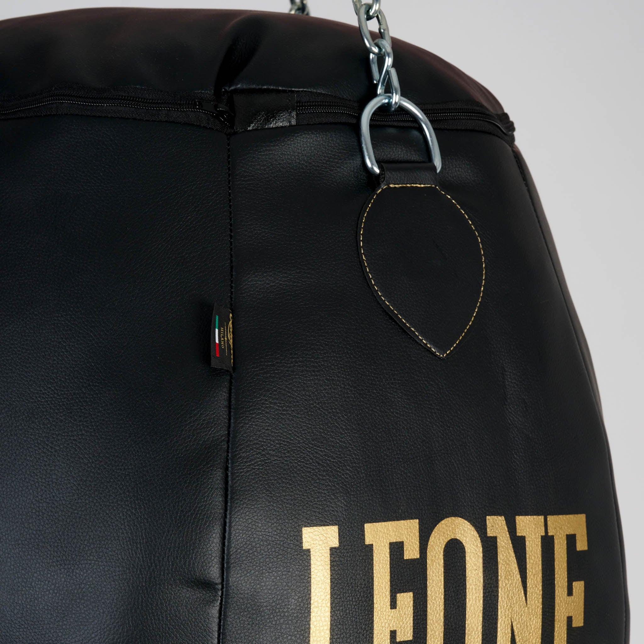 ATLANTE VINTAGE PUNCHING BAG
