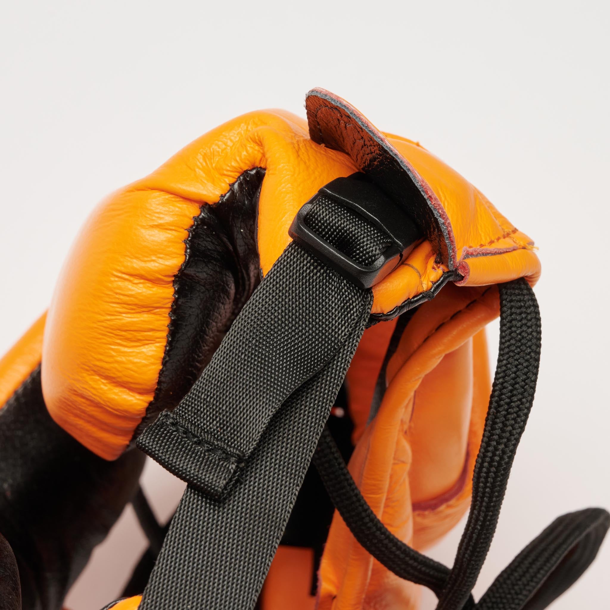 CASCO AUGUSTO CLASSICO