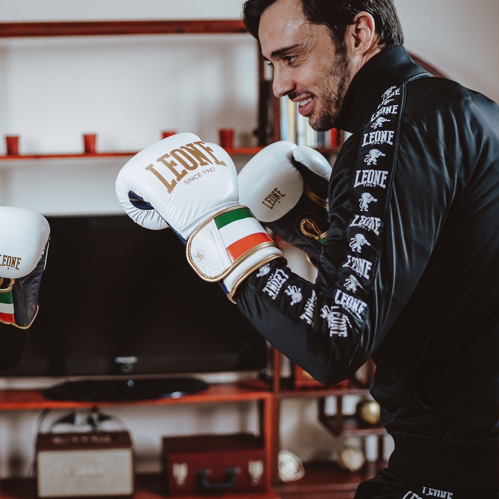 BOXING GLOVES ITALY '47