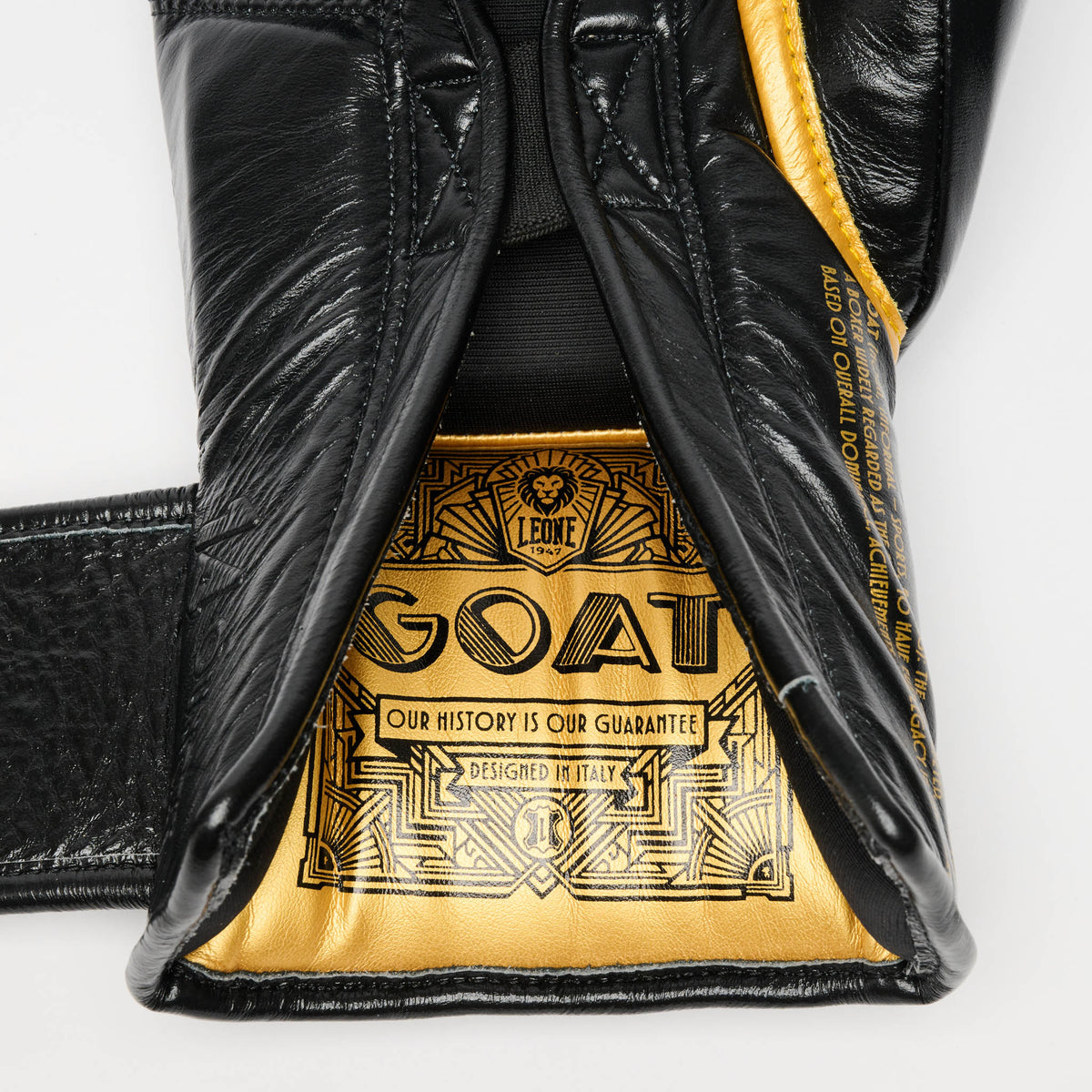 GOAT BOXING GLOVES