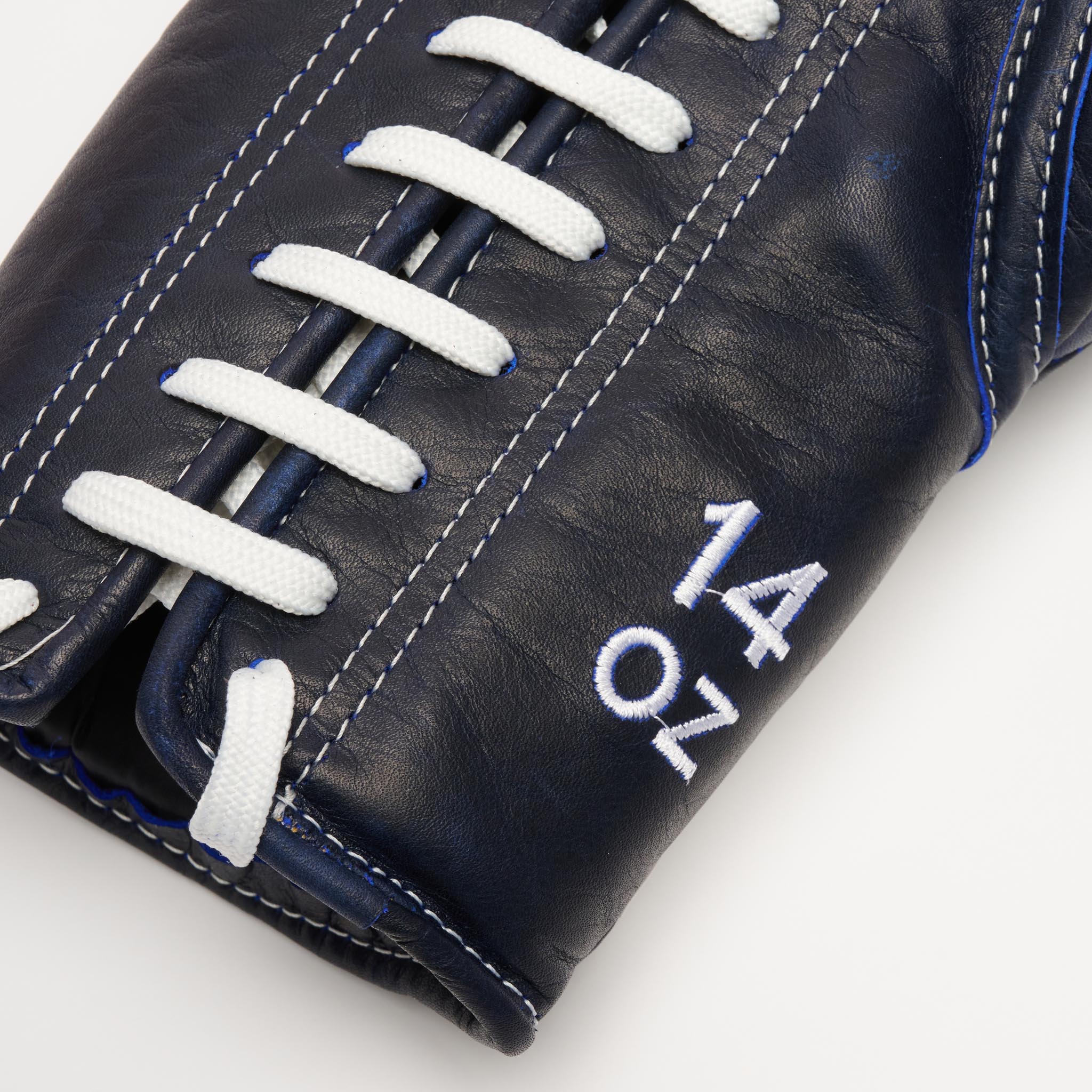 ROMEO VINTAGE BOXING GLOVES LACES