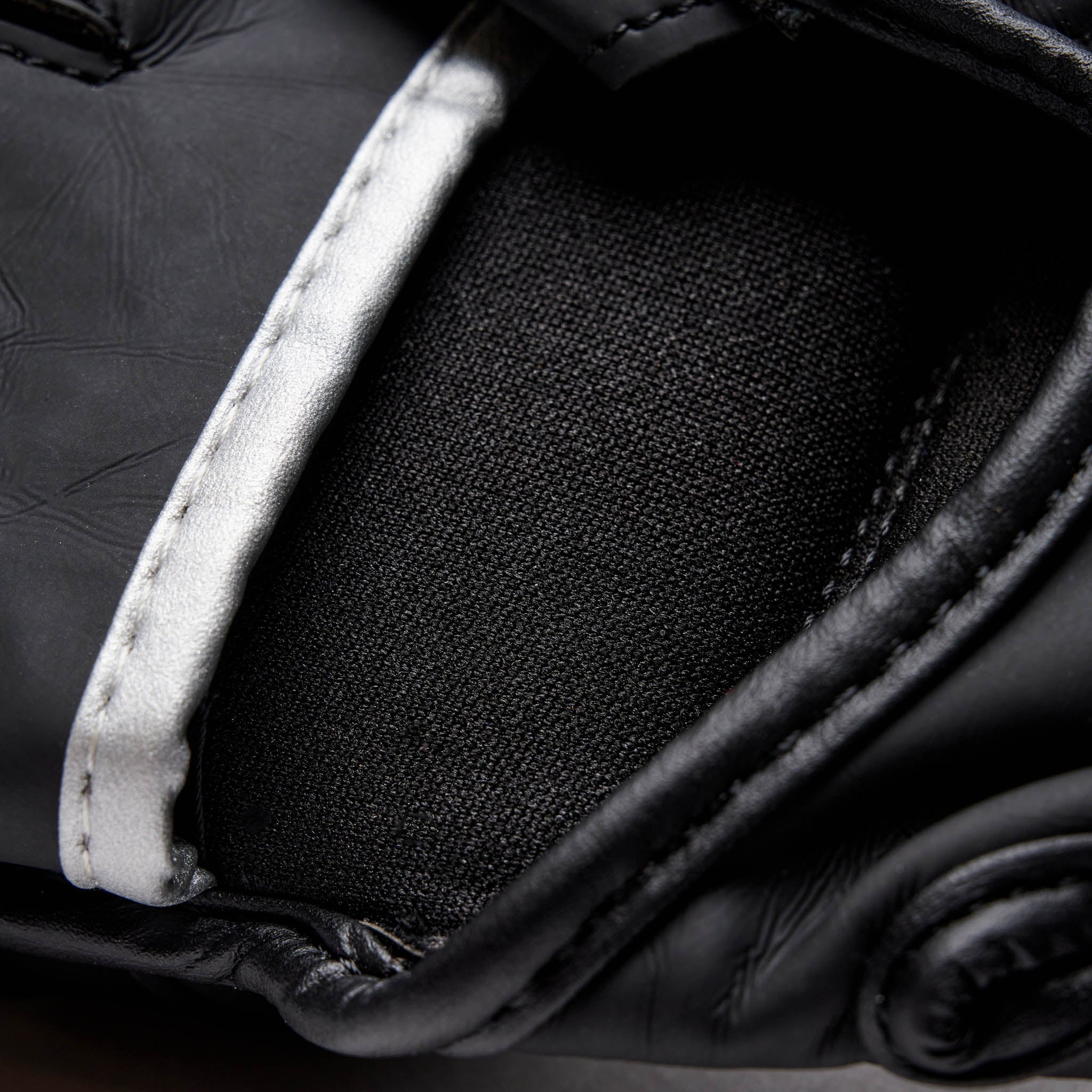 GUANTI MMA BLACK EDITION