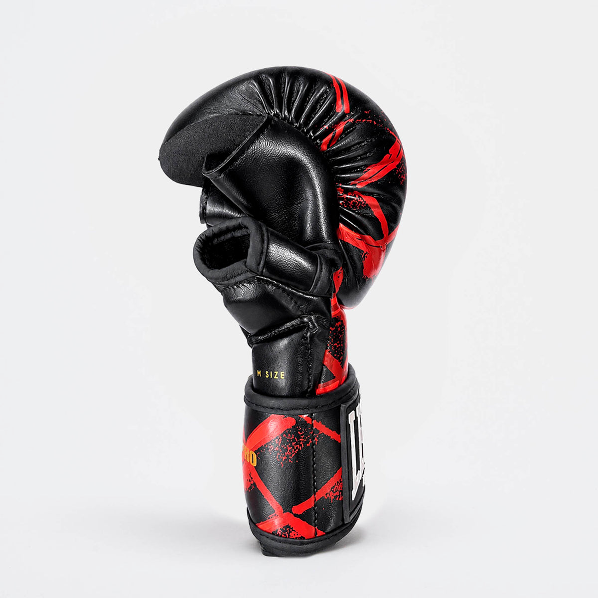 MMA GLOVES CAGE