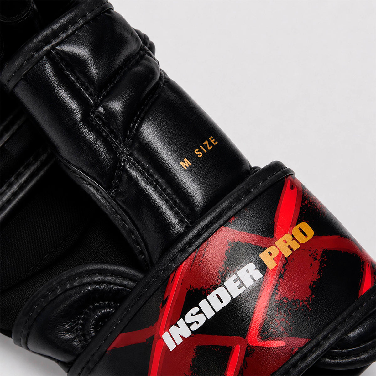 MMA GLOVES CAGE