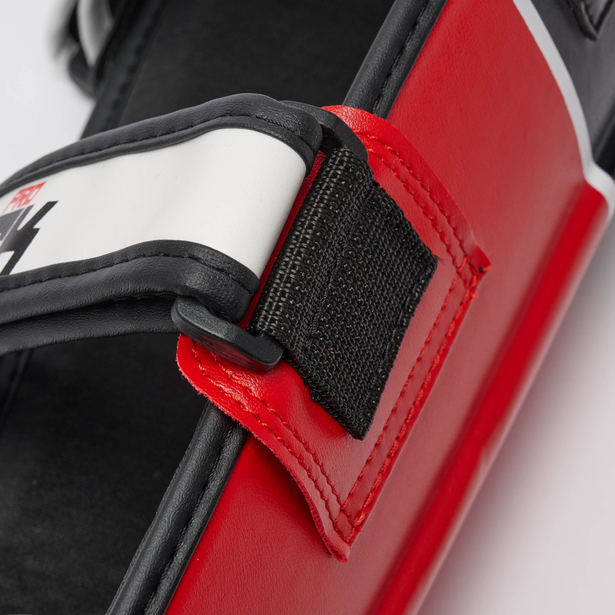 SHOCK PRO SHINGUARDS