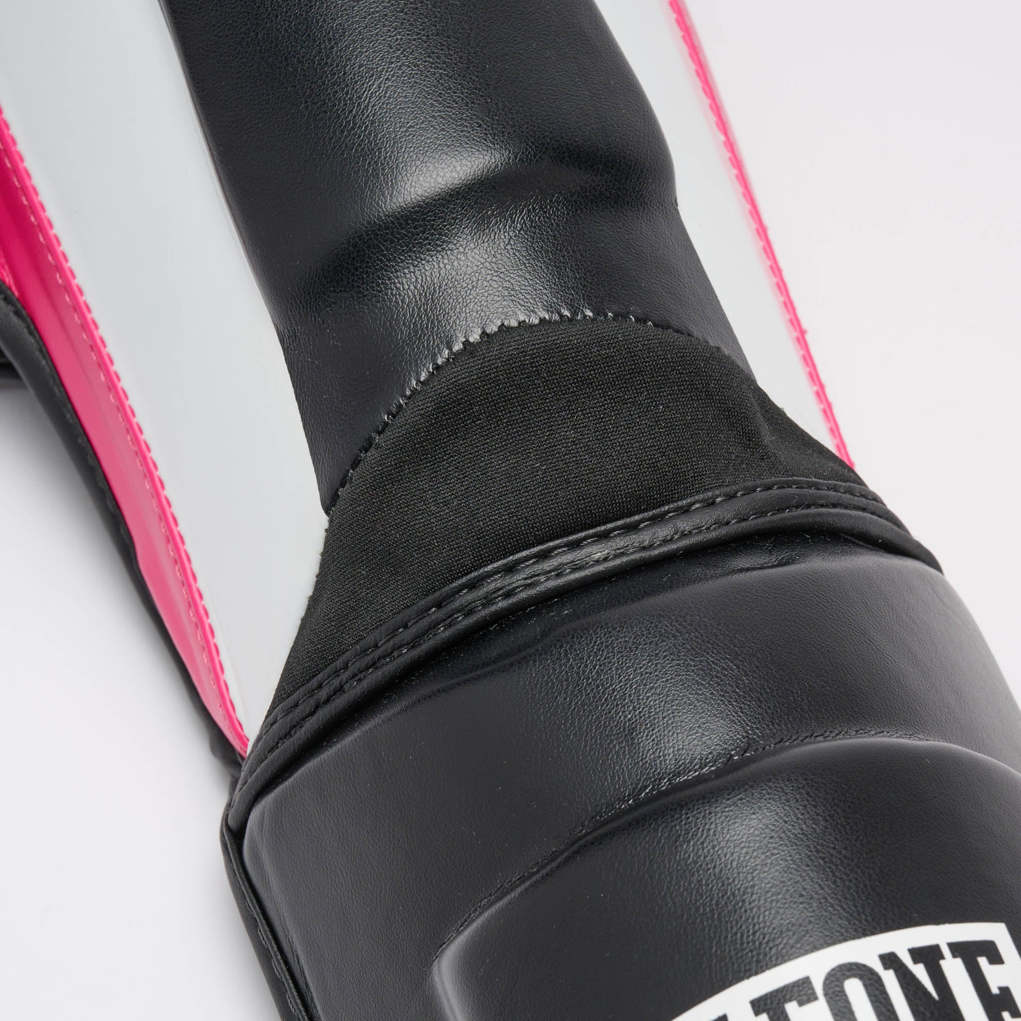 COLOR BLOCK SHINGUARDS