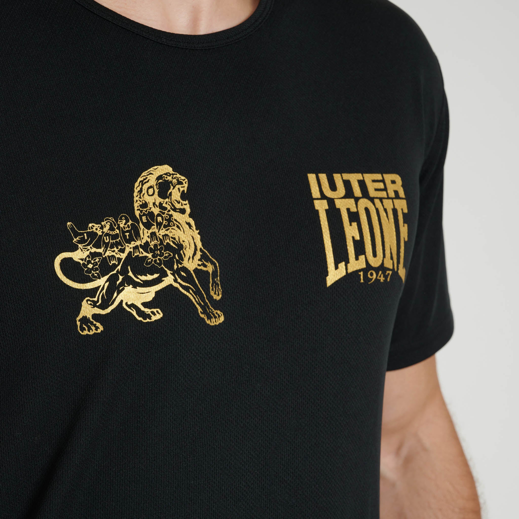 T-SHIRT LEONE X IUTER