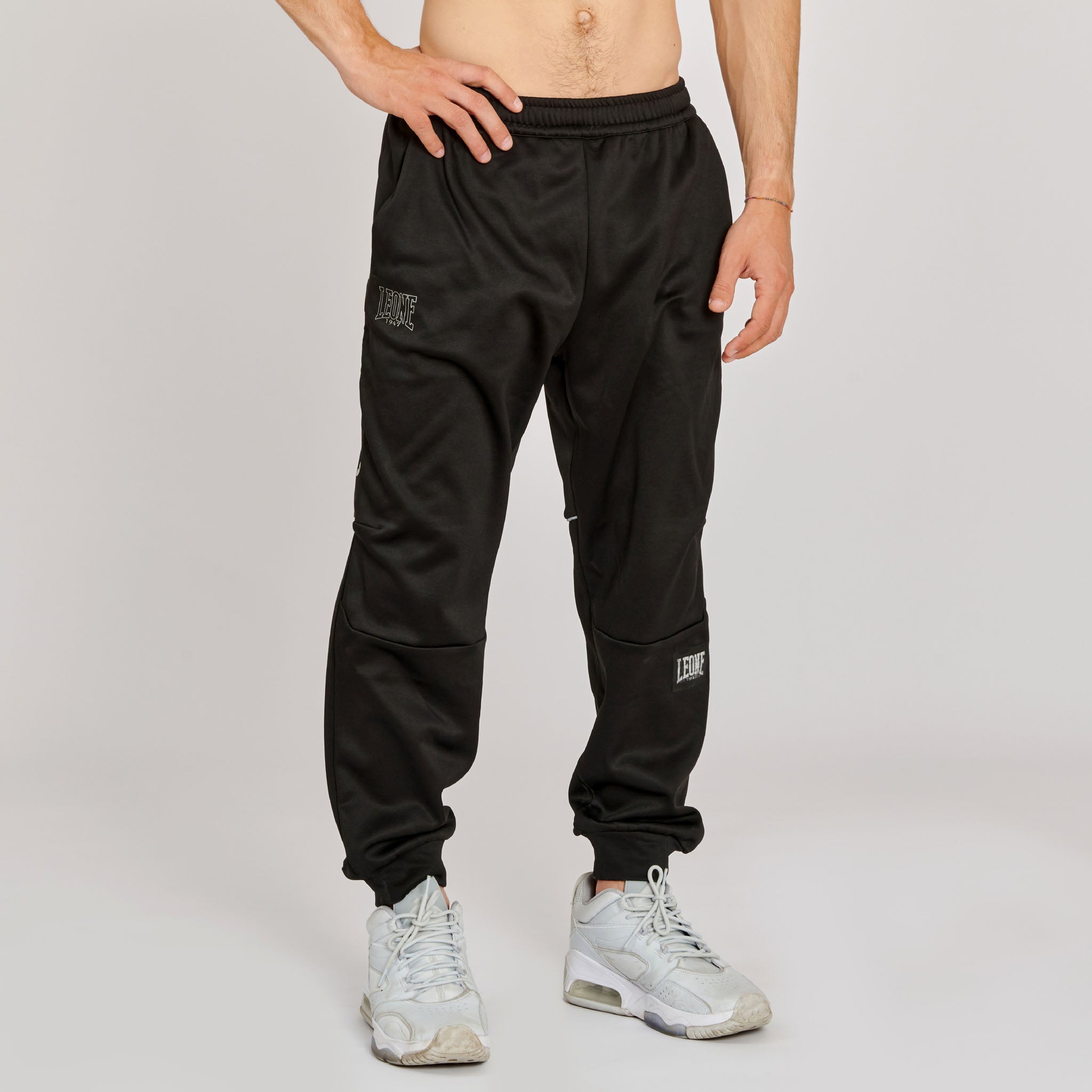 OUTLINE PANTS