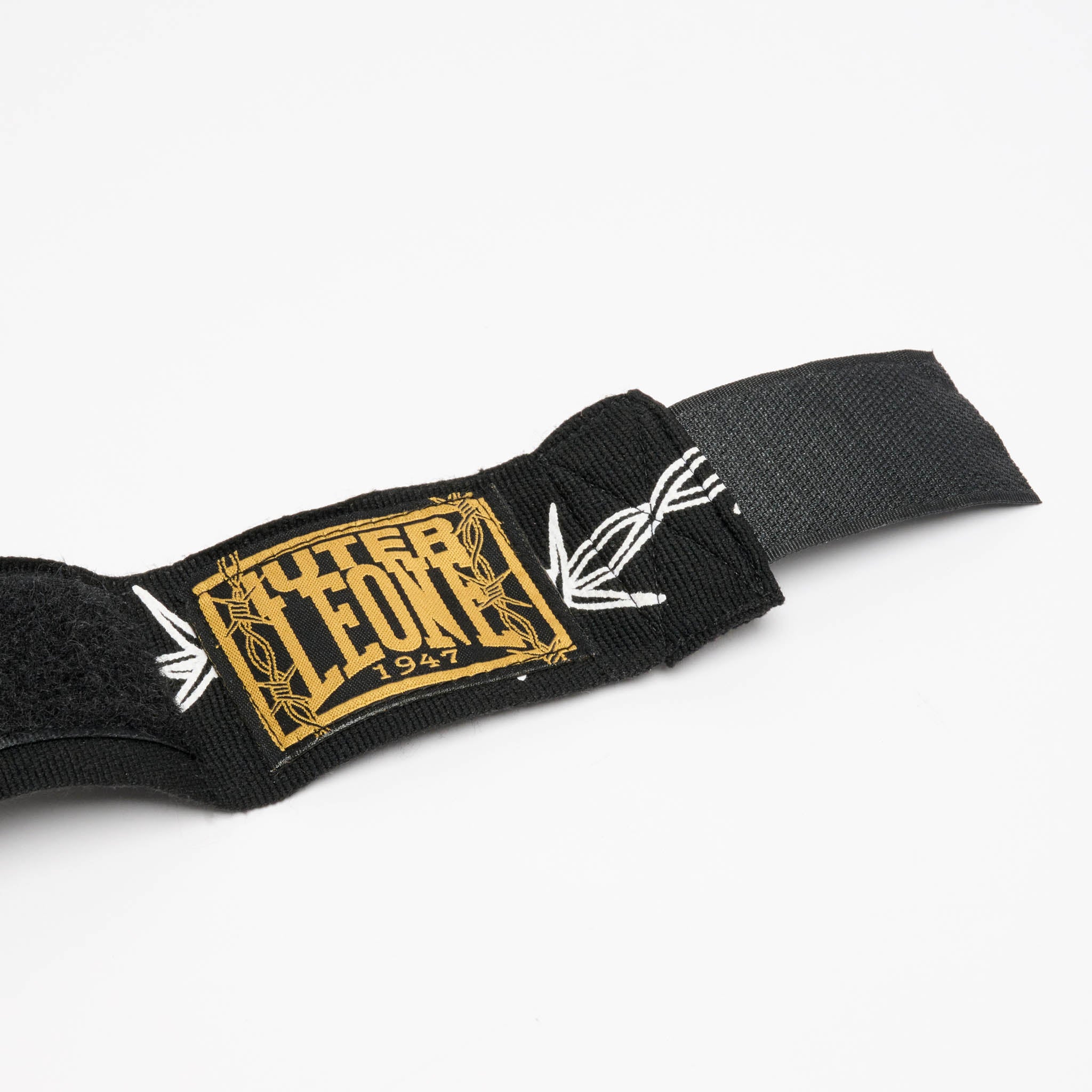 BARBEDWIRED HAND WRAPS (IUTER)