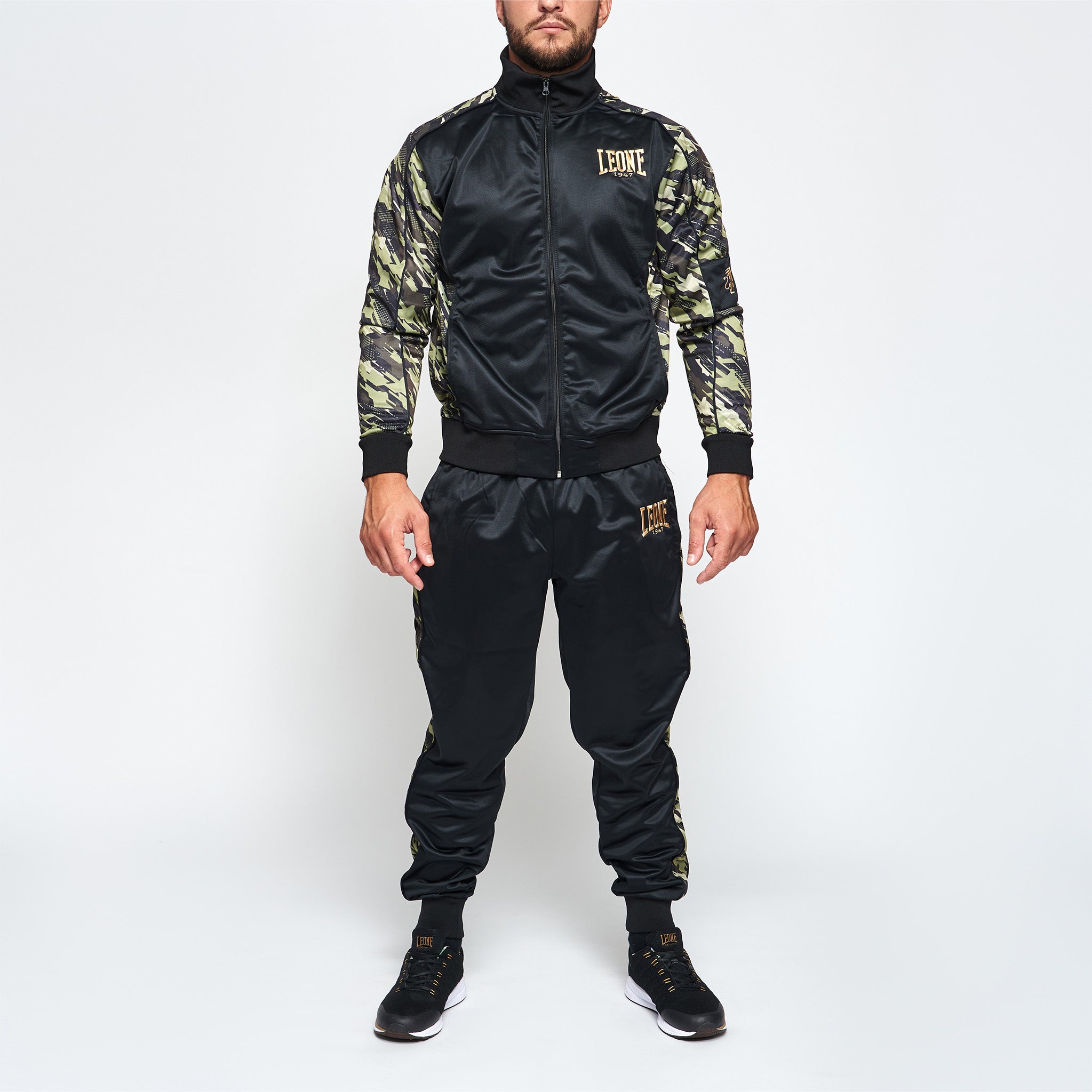 NEO CAMO SUIT