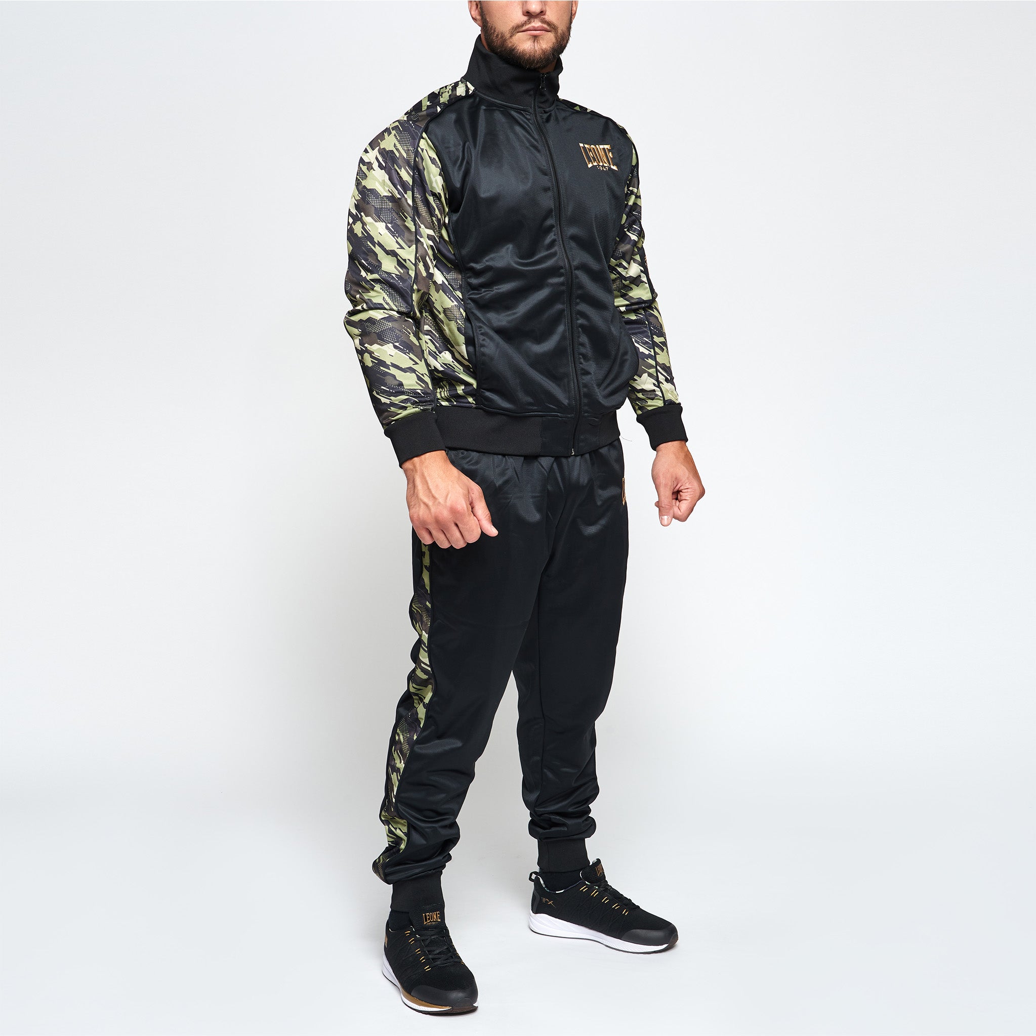 NEO CAMO SUIT