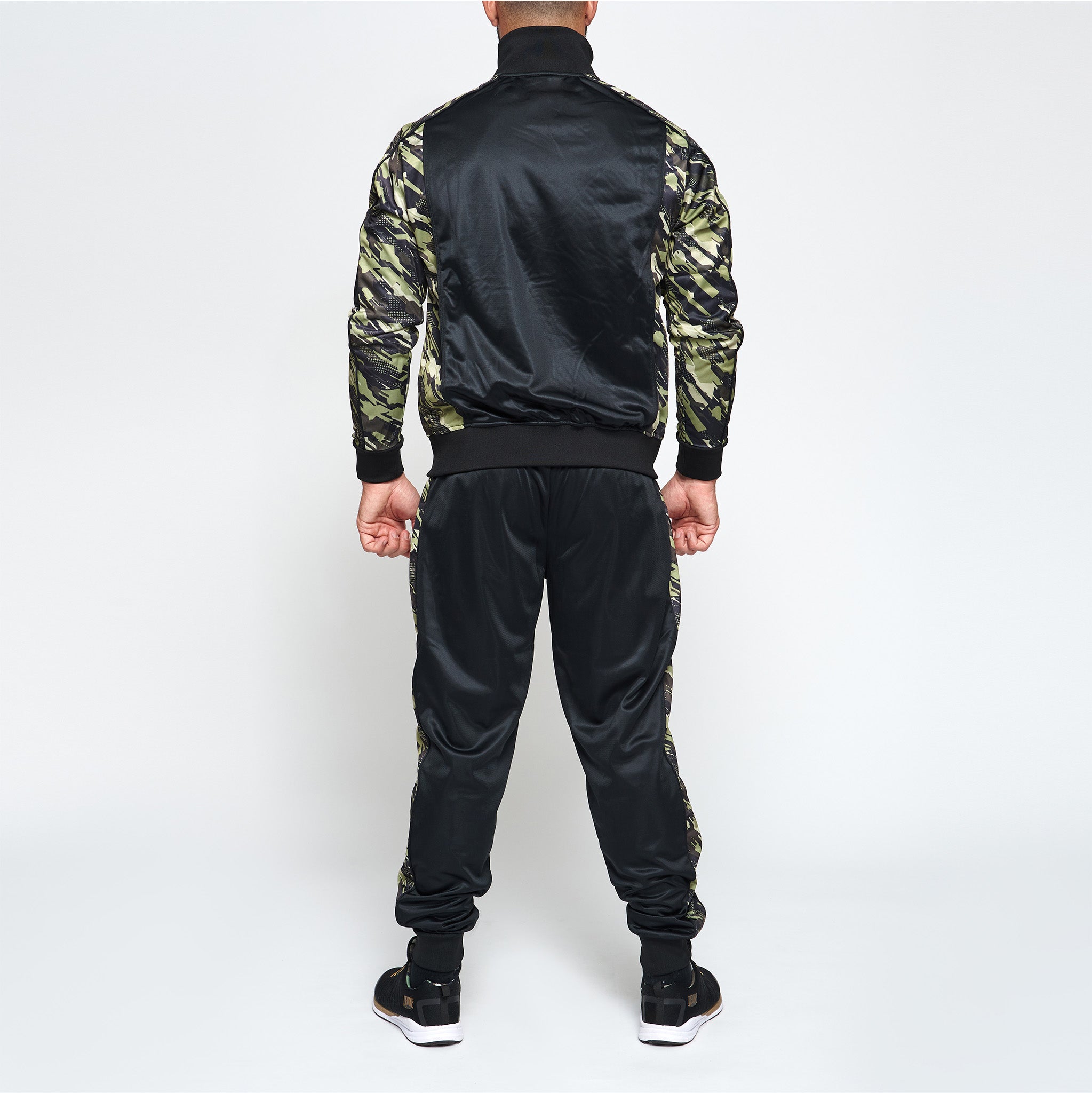 NEO CAMO SUIT