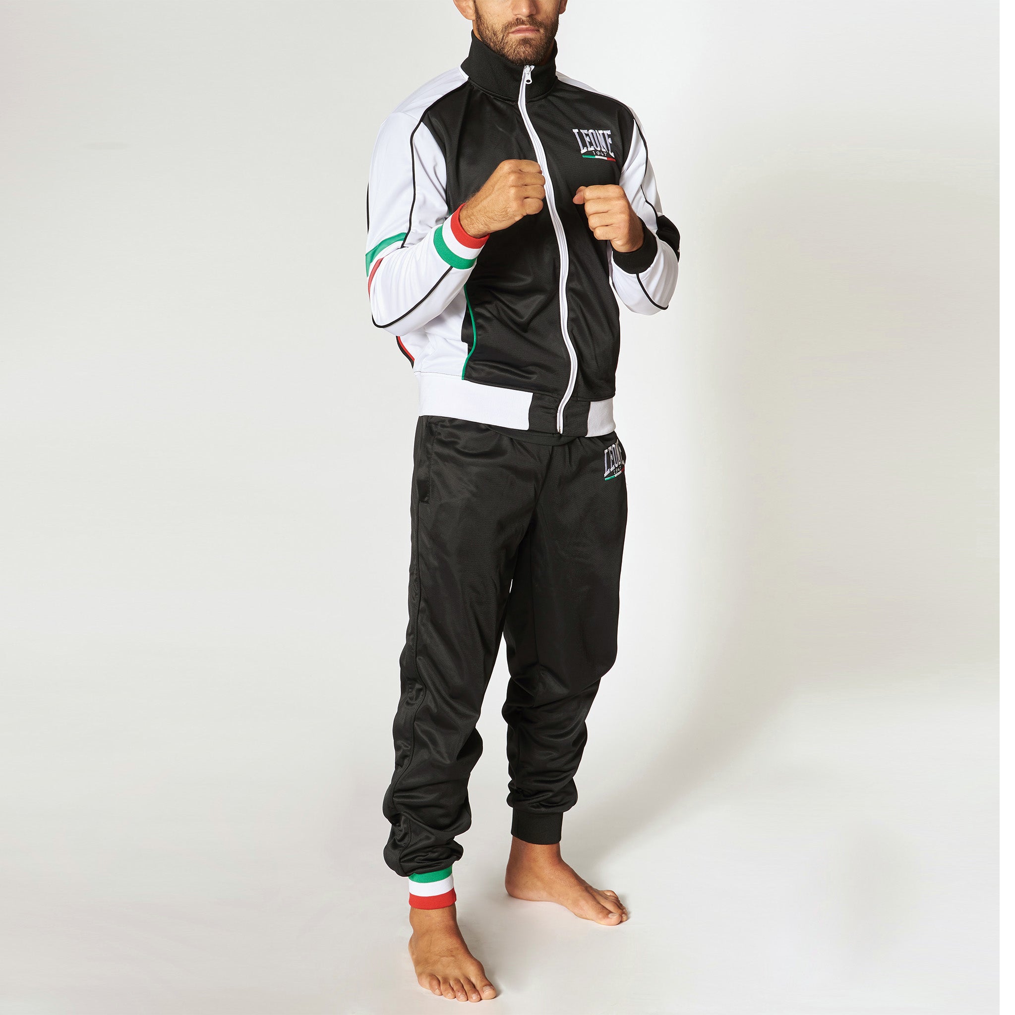 Ensemble de survetement Homme Lacoste MEN S TRACKSUIT HOLIDAY Noir Ensemble de survetement Homme Lacoste MEN S TRACKSUIT HOLIDAY Noir