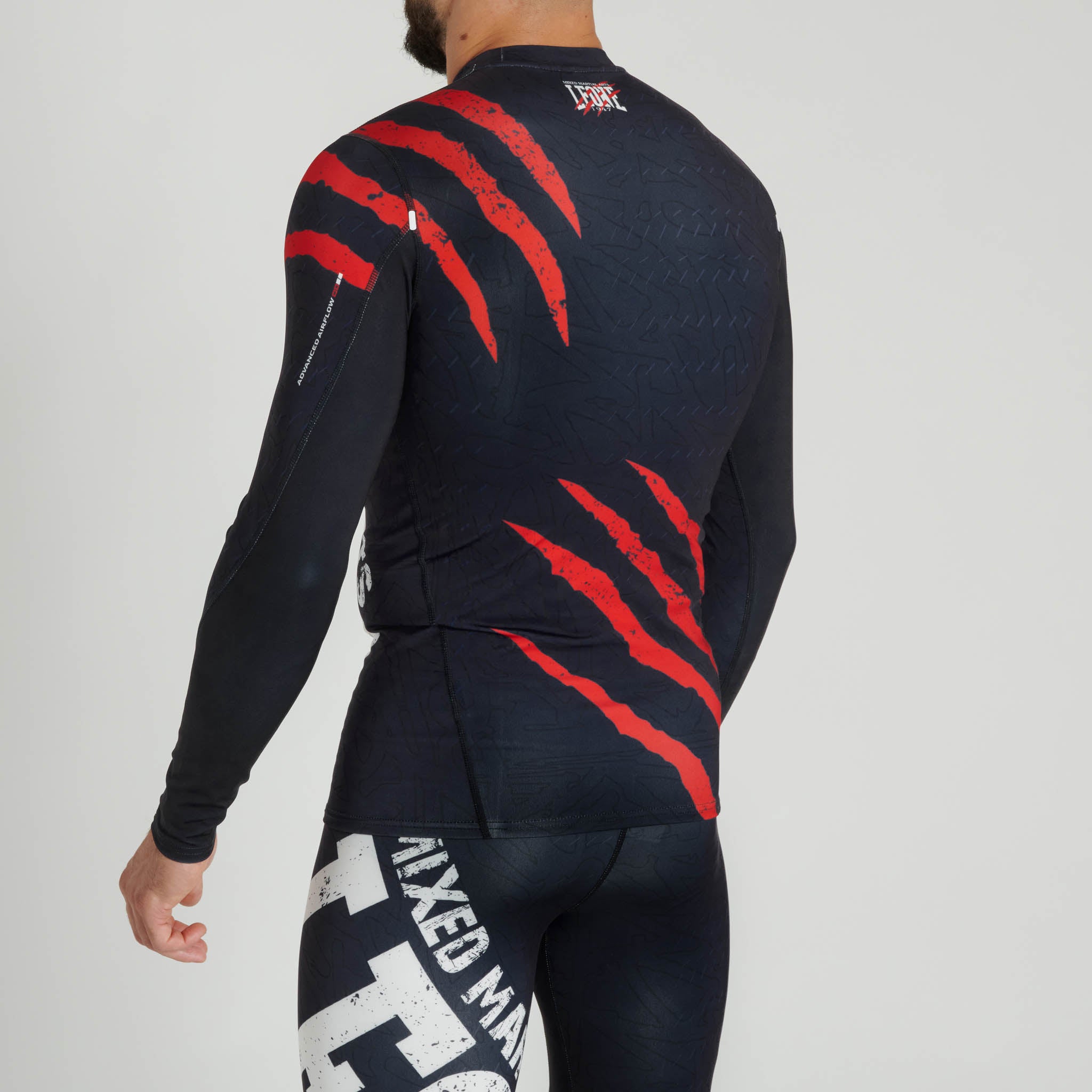 PRIMAL INSTINCT long sleeved rashguard