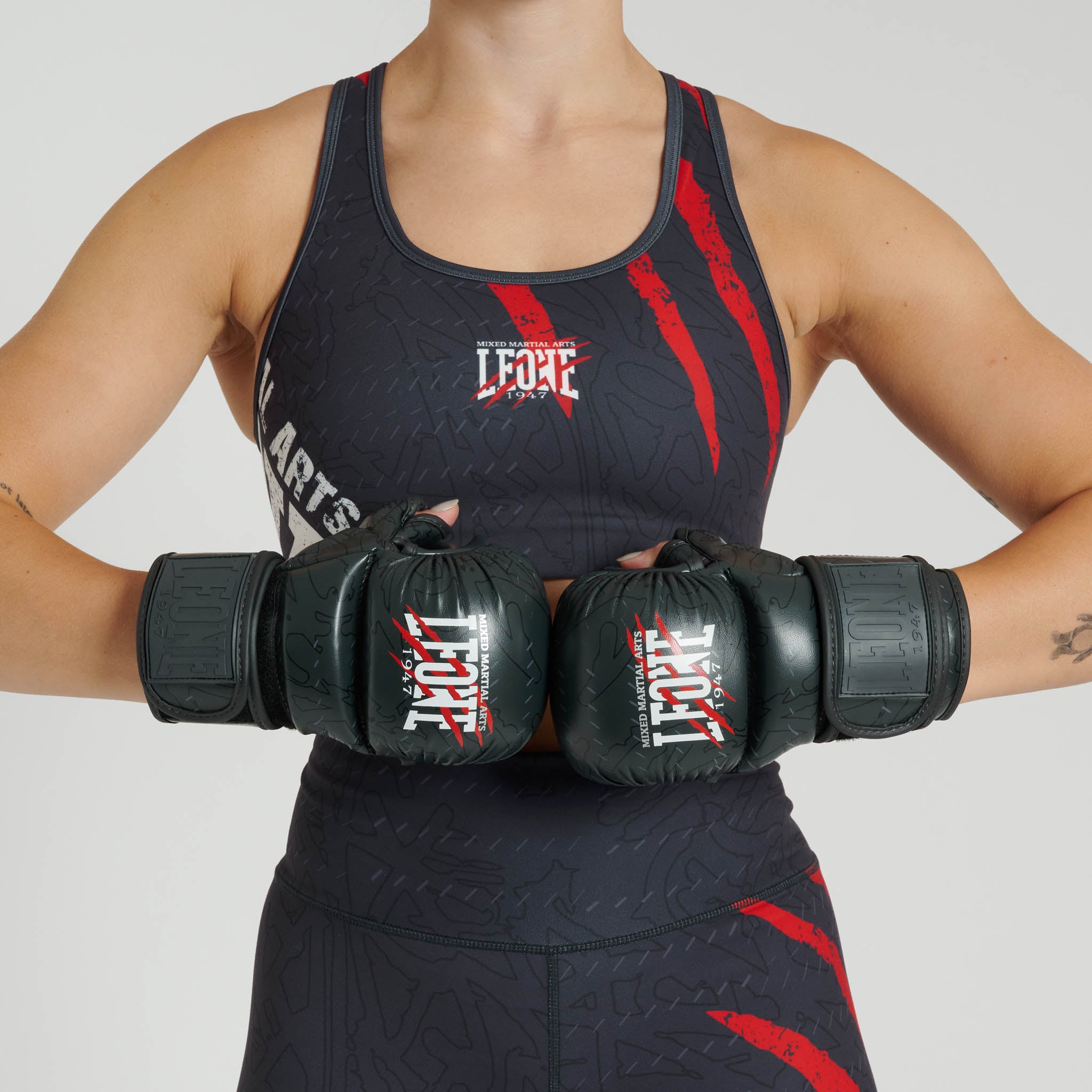 PRIMAL INSTINCT woman top