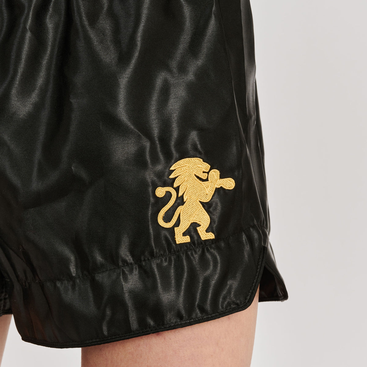 BASIC 2 KICK SHORTS