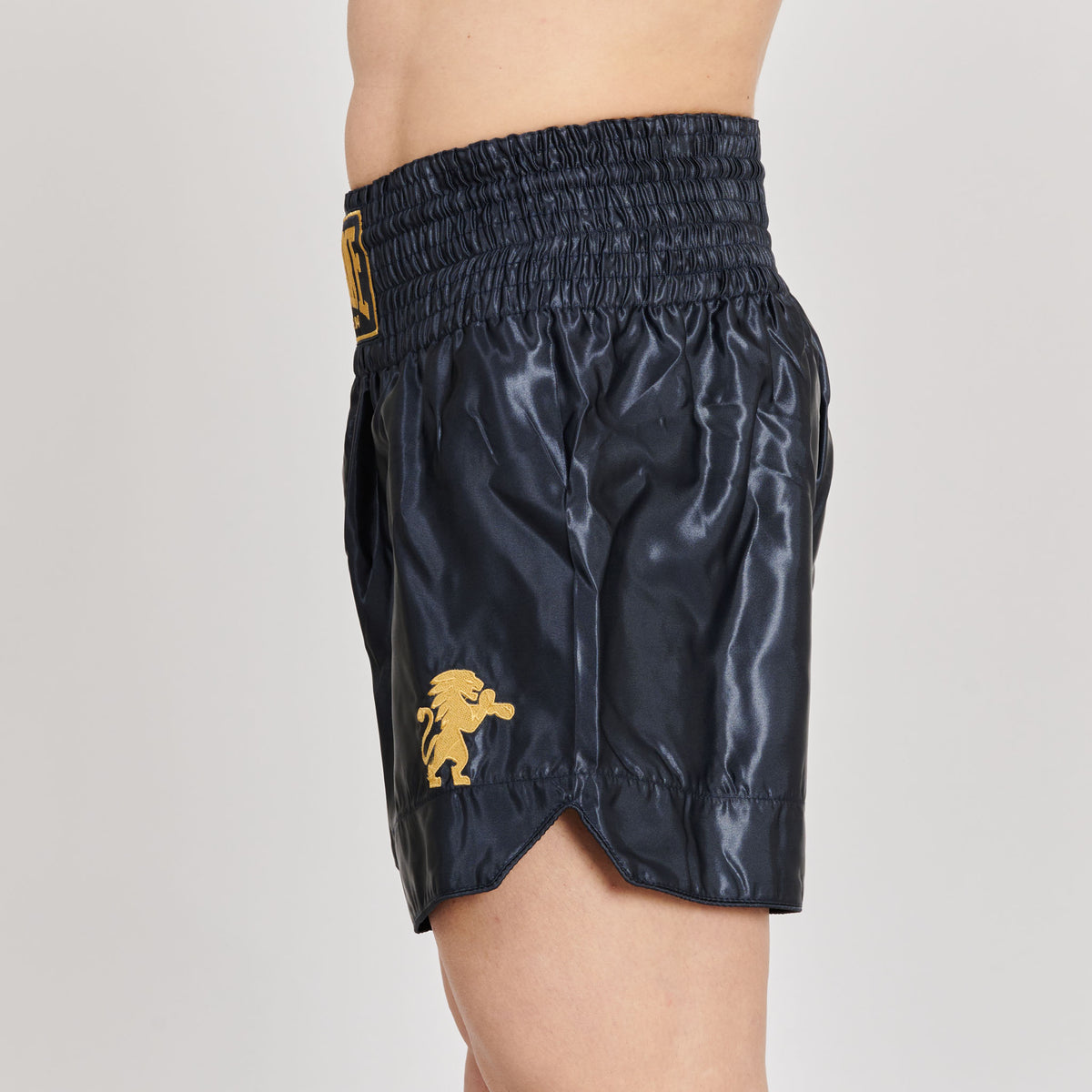 BASIC 2 KICK SHORTS