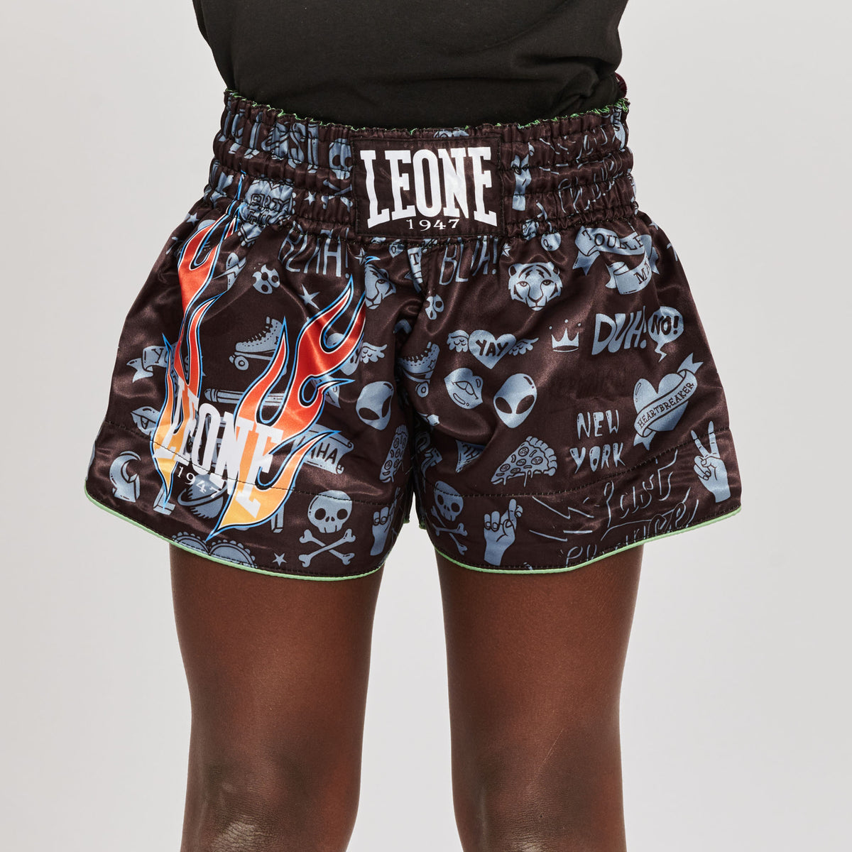 FLAMES KICK SHORTS